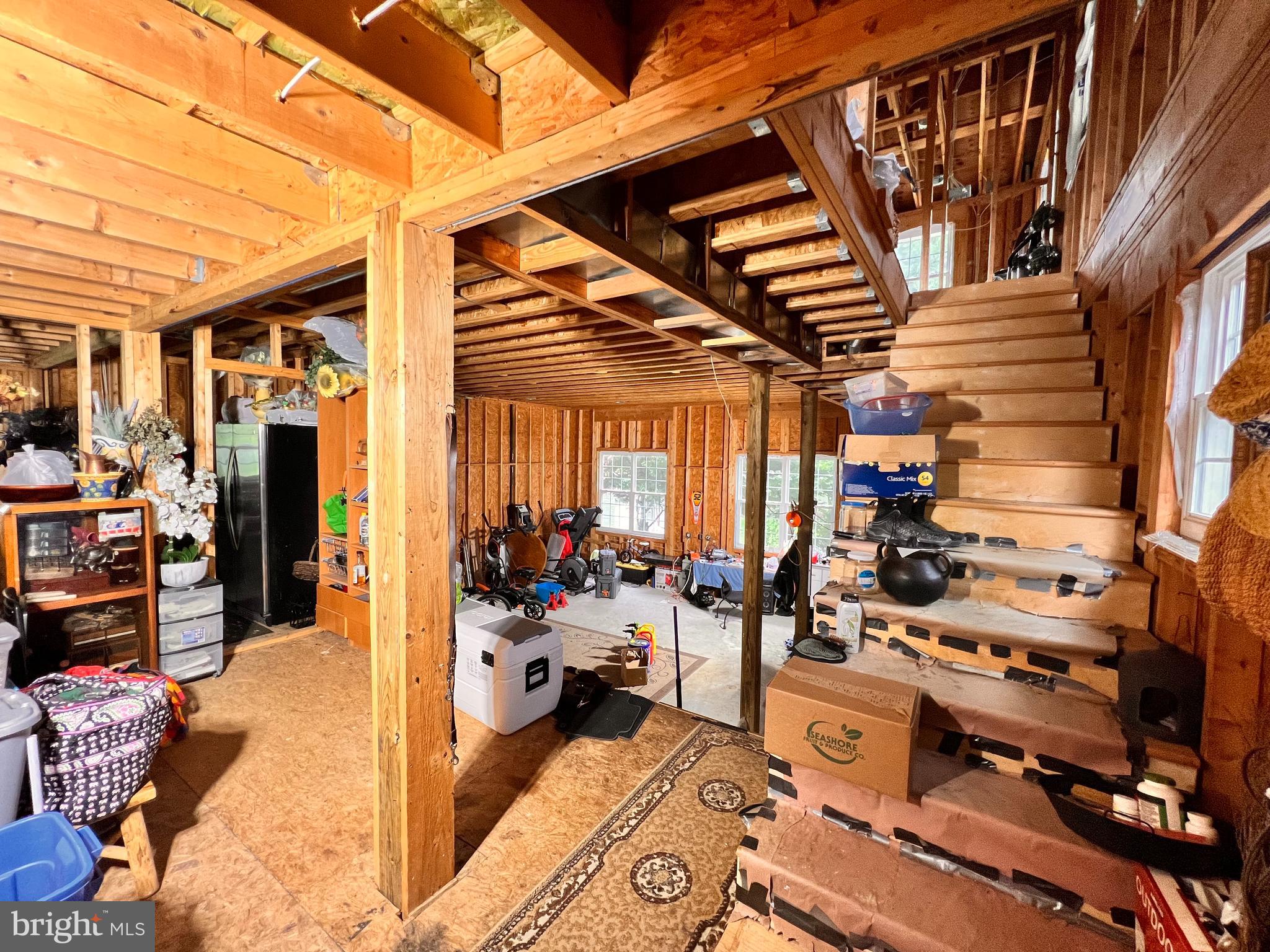 COOL SPRING - Residential