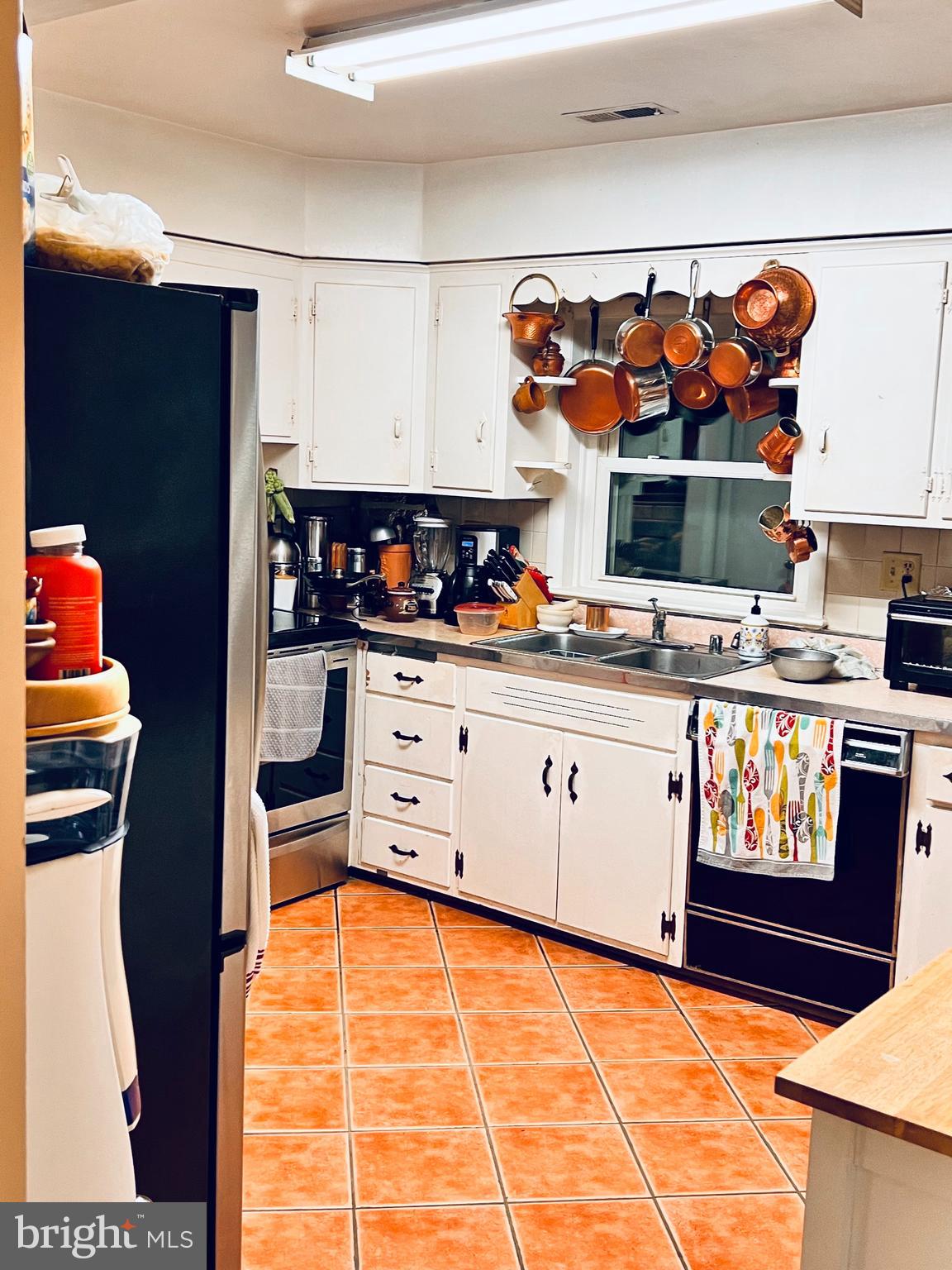 COOL SPRING - Residential