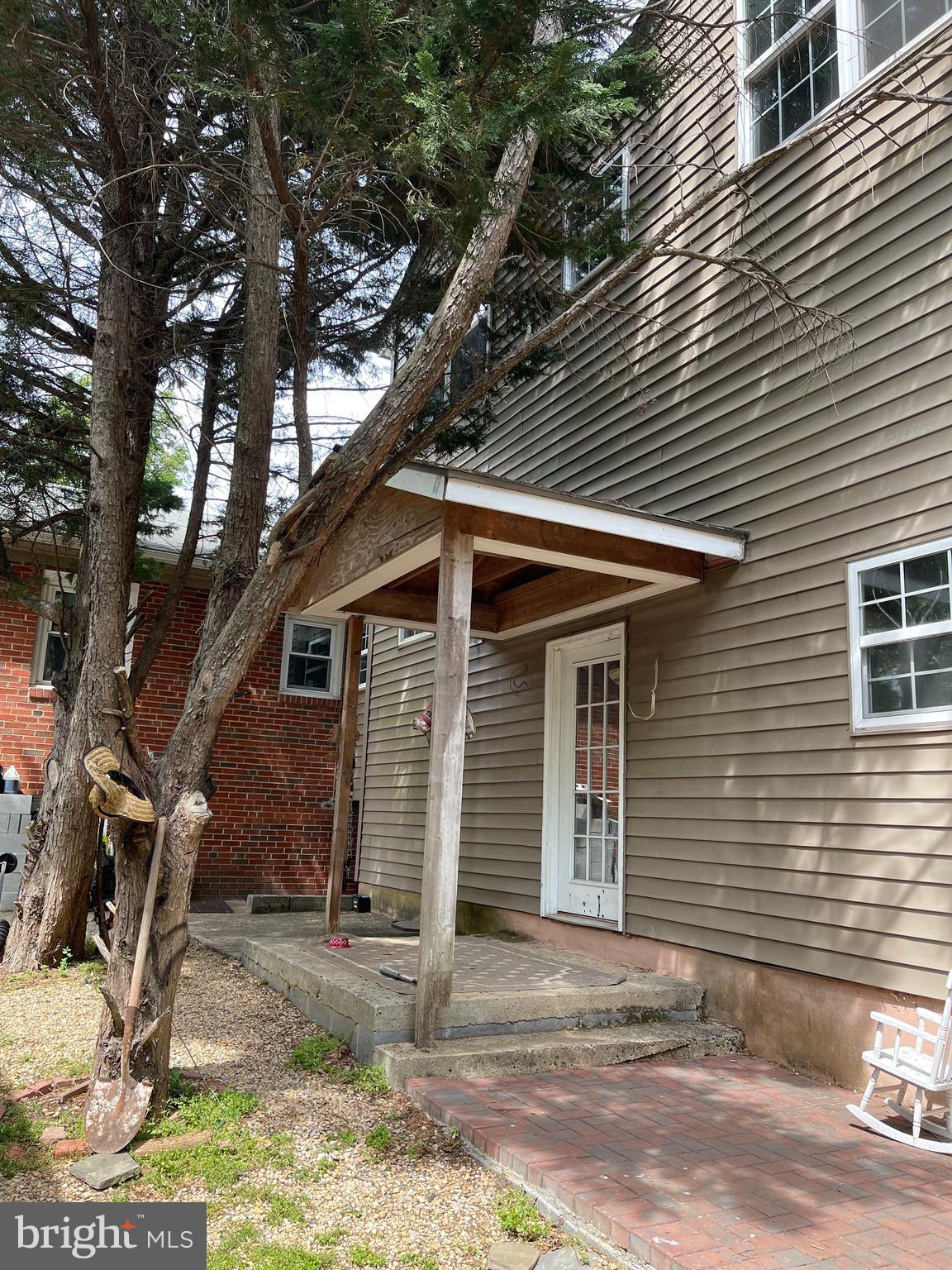 COOL SPRING - Residential