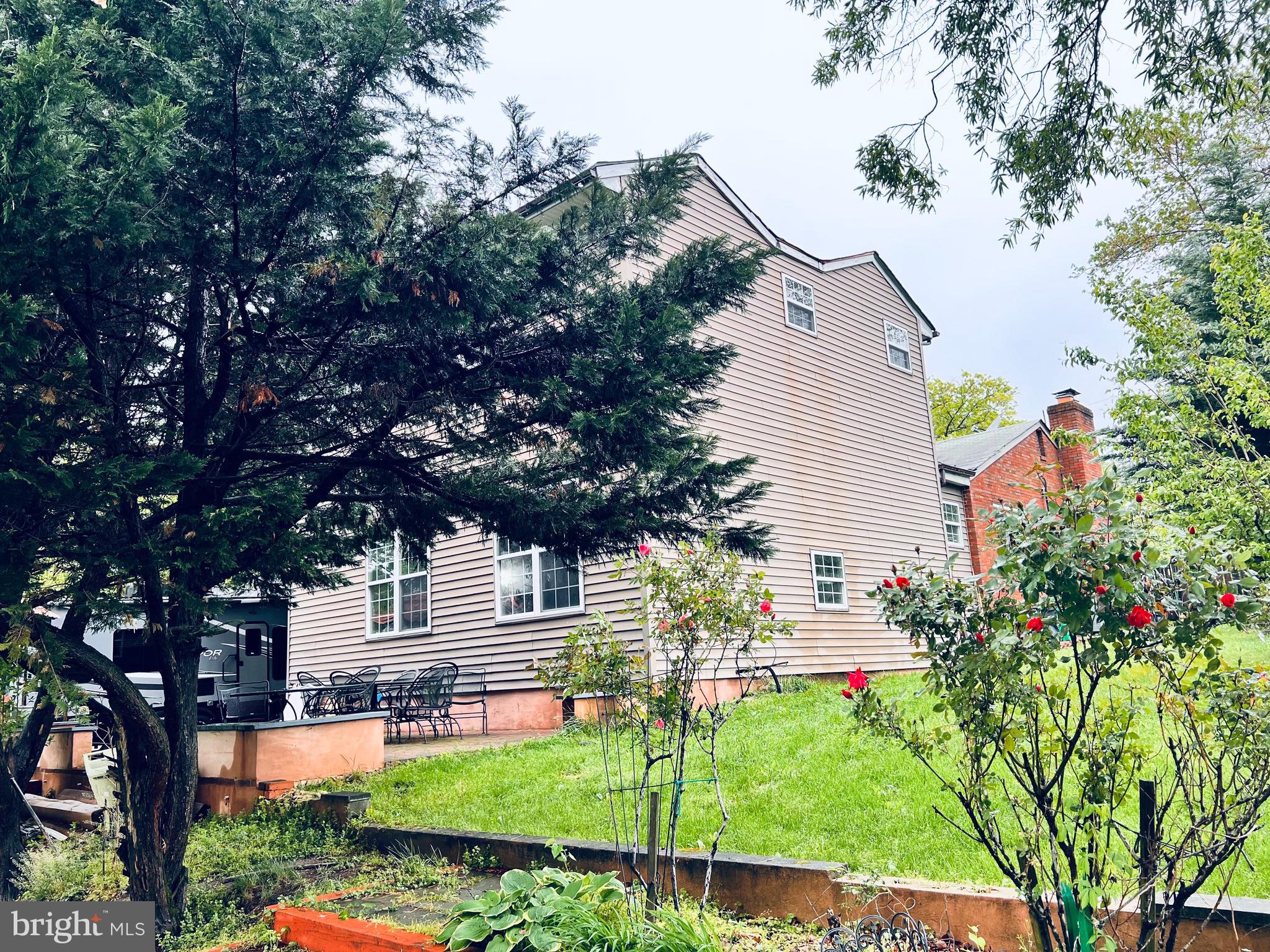 COOL SPRING - Residential