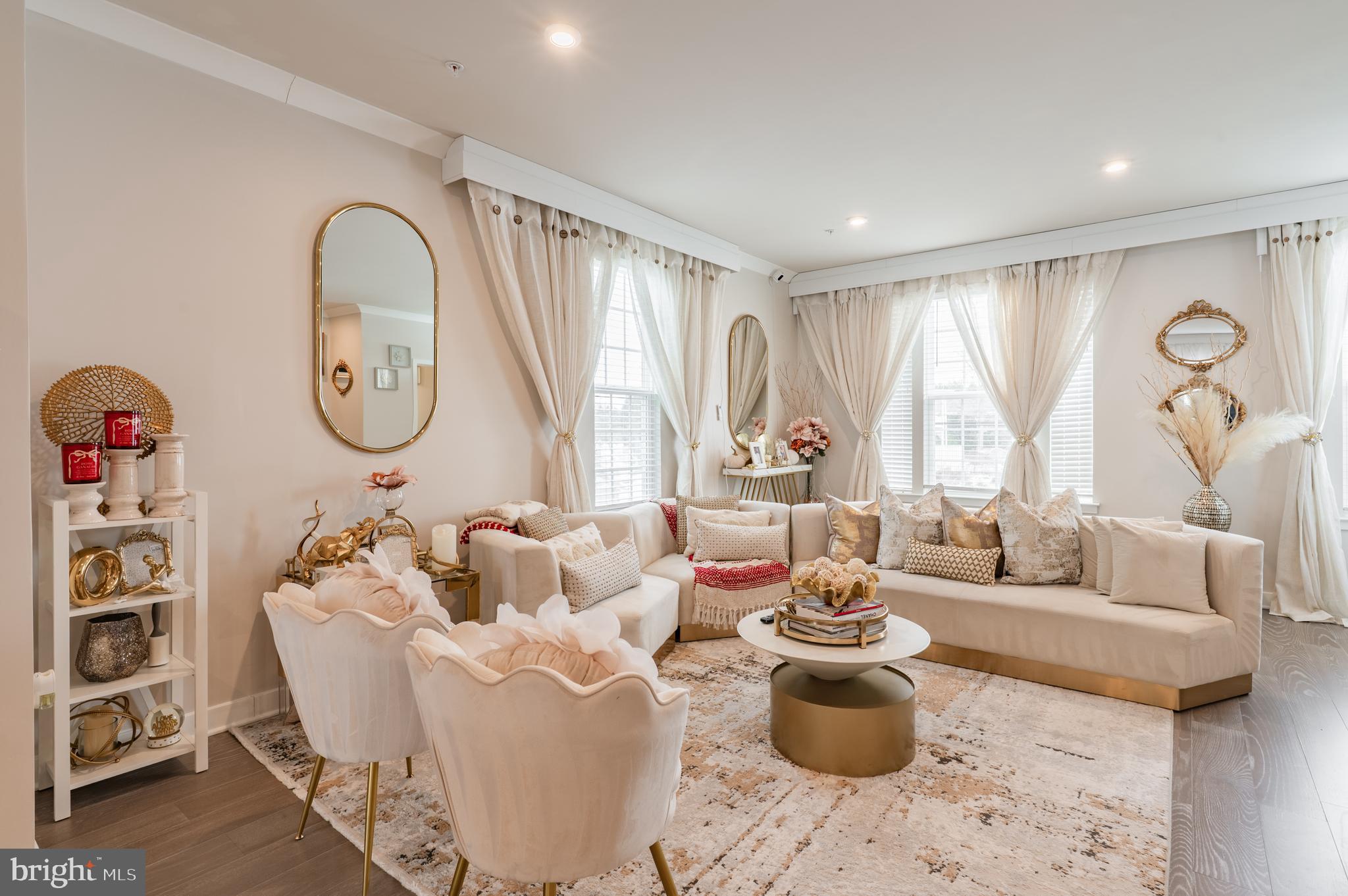 DUBLIN CROSSING - Residential