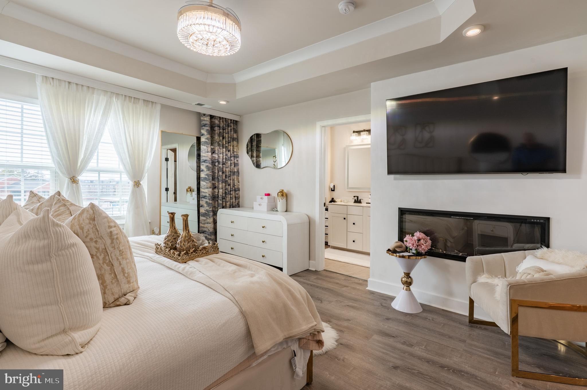 DUBLIN CROSSING - Residential