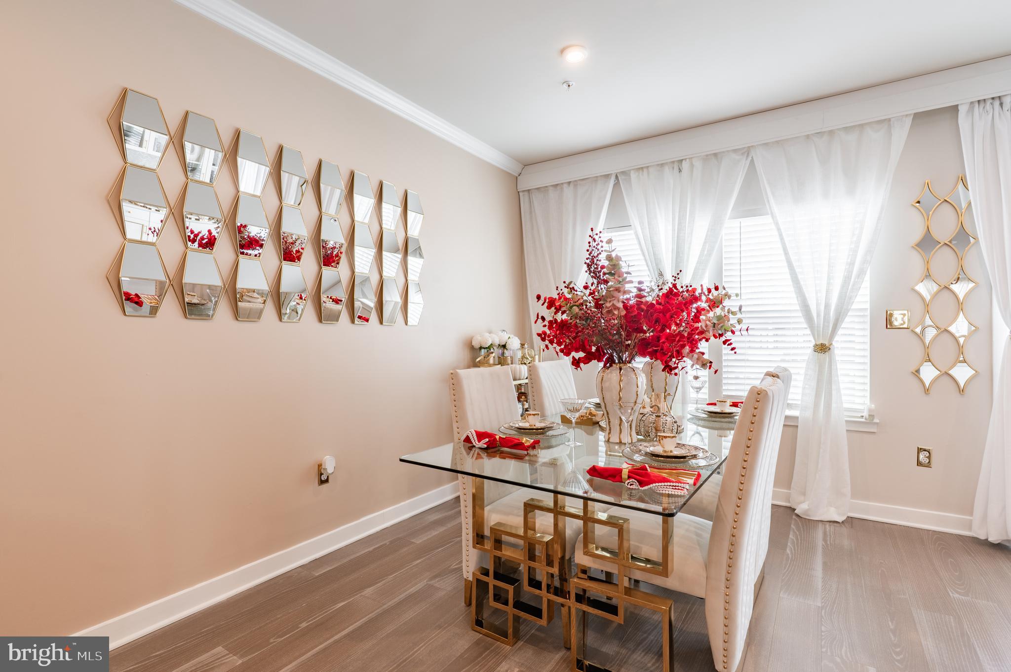 DUBLIN CROSSING - Residential