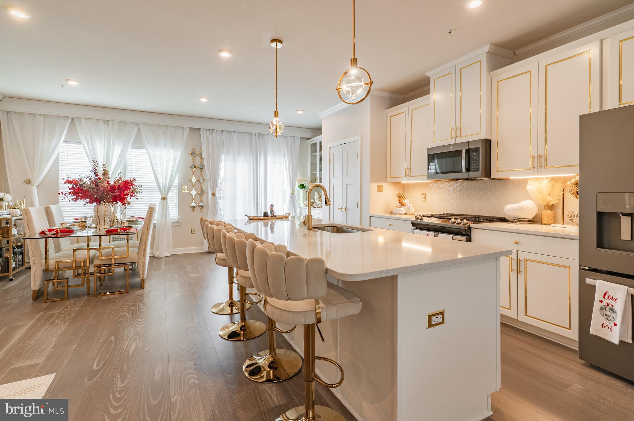 DUBLIN CROSSING - Residential