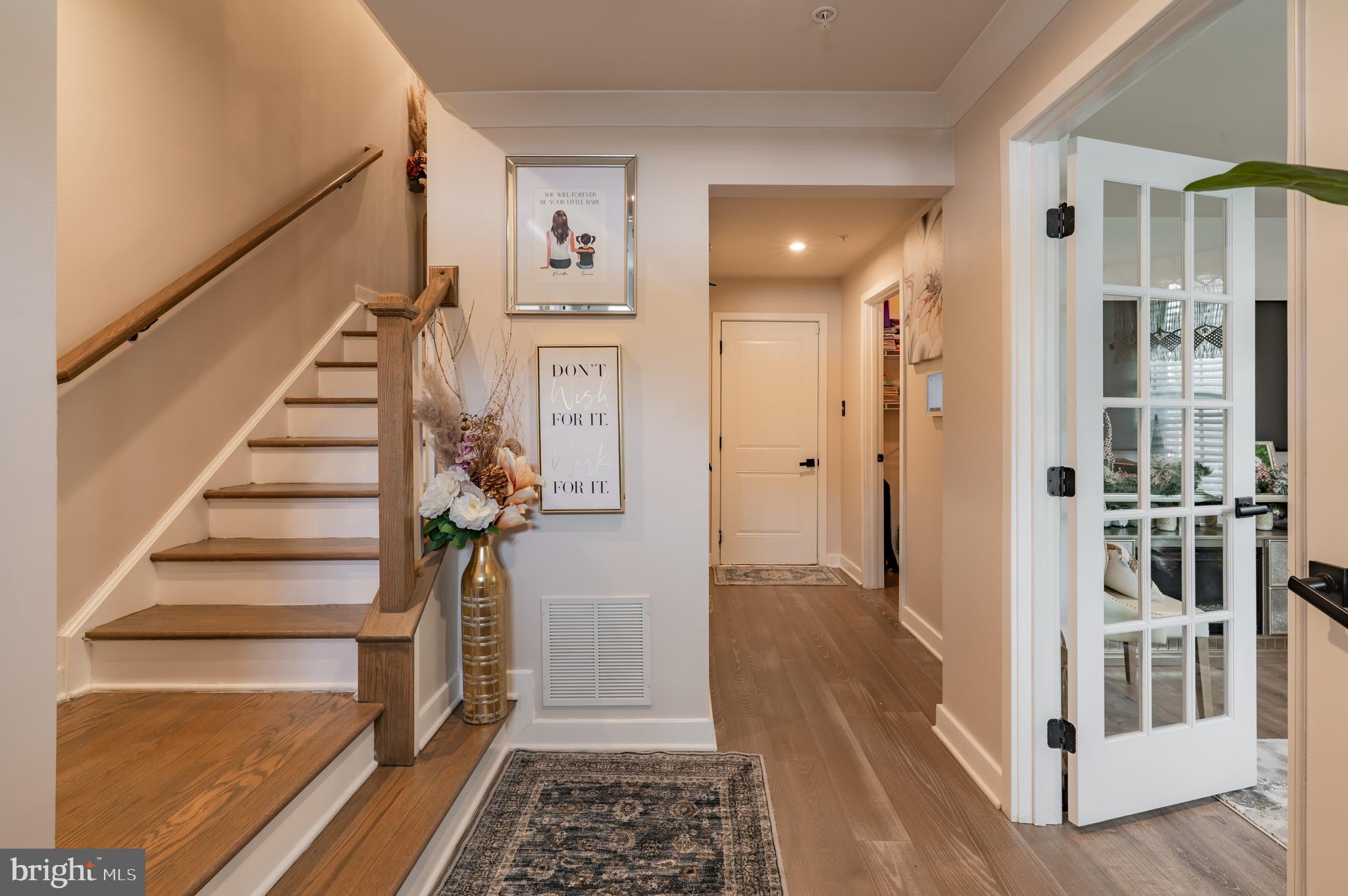 DUBLIN CROSSING - Residential