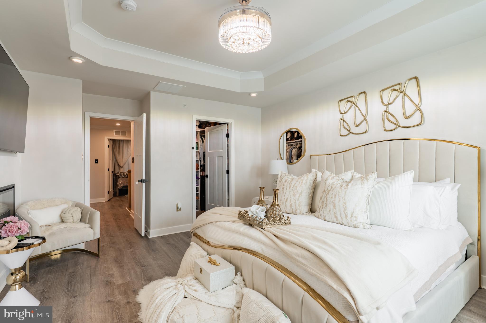 DUBLIN CROSSING - Residential