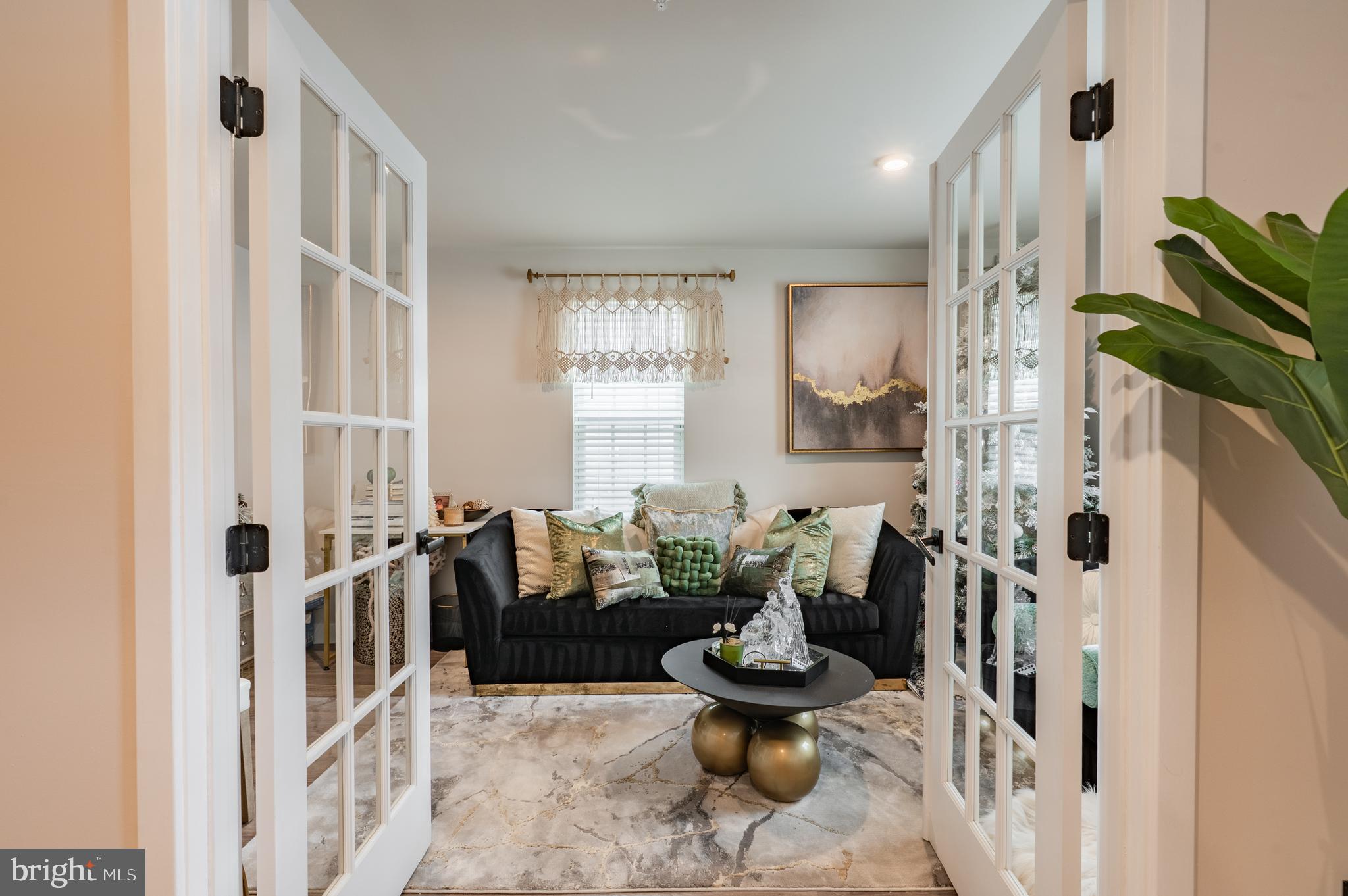 DUBLIN CROSSING - Residential