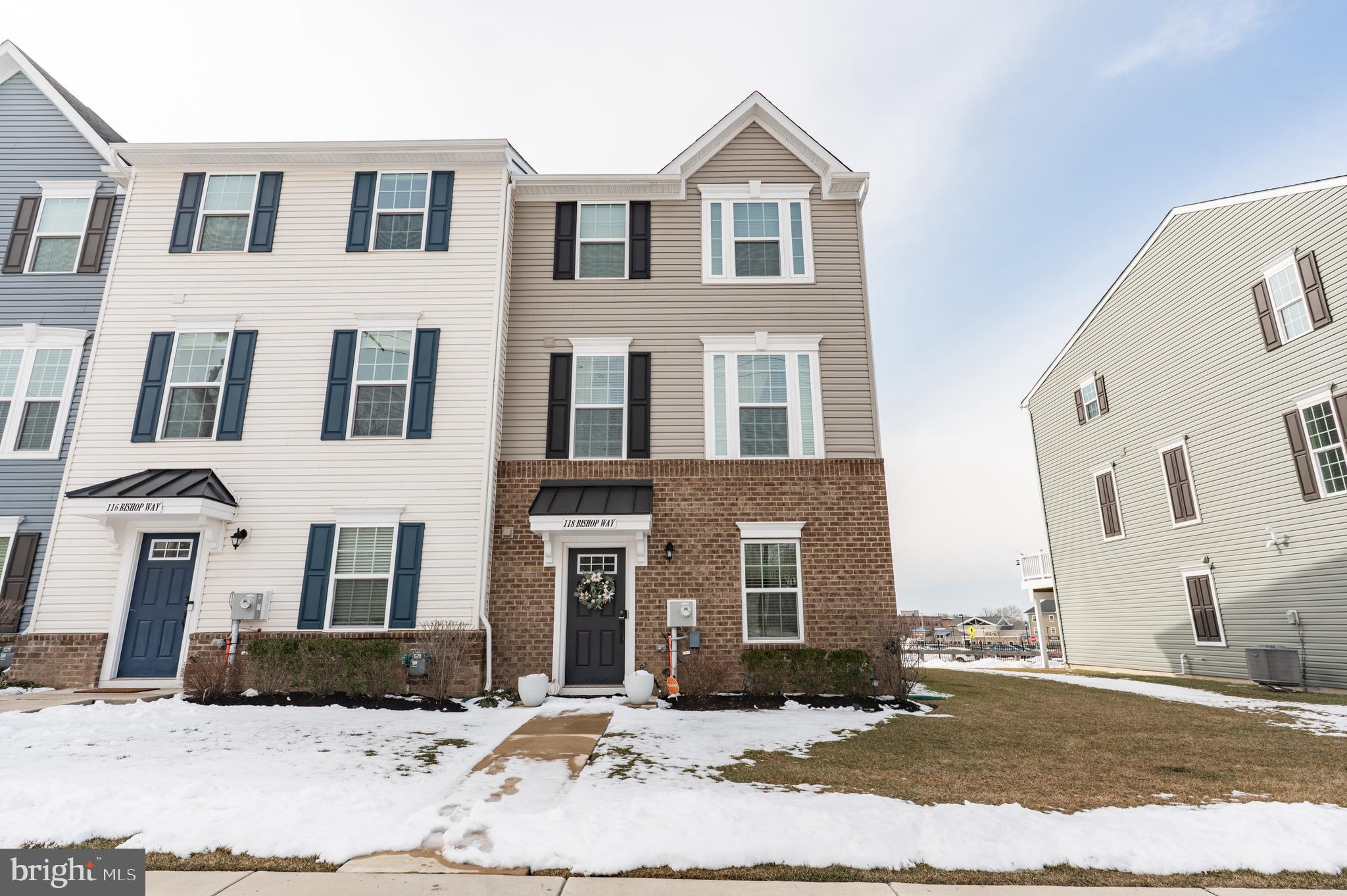 DUBLIN CROSSING - Residential