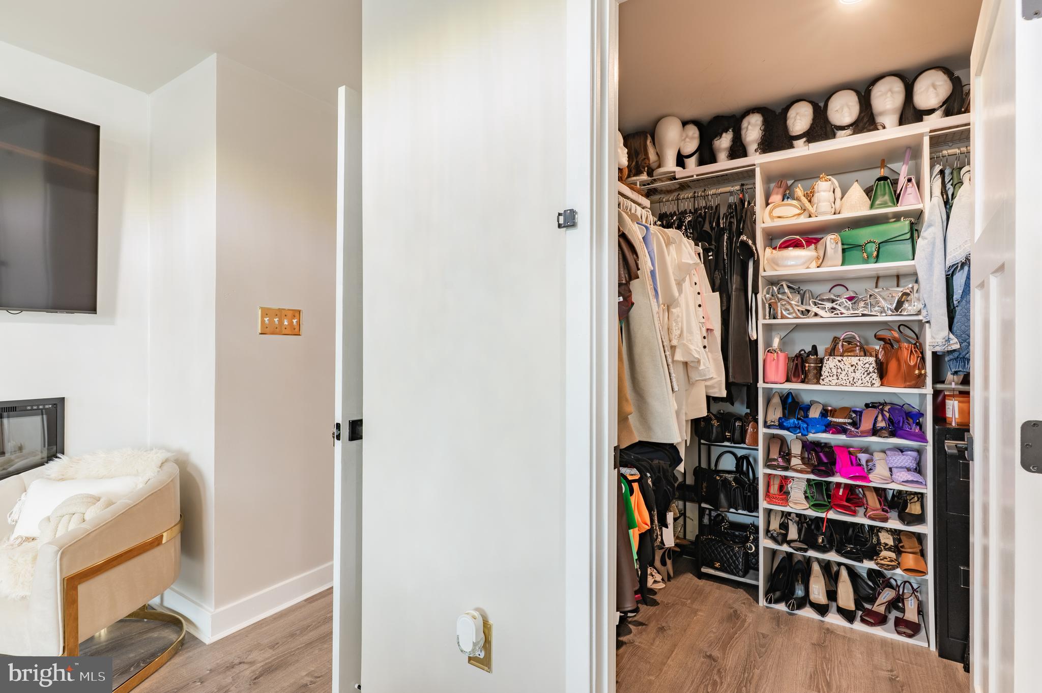 DUBLIN CROSSING - Residential