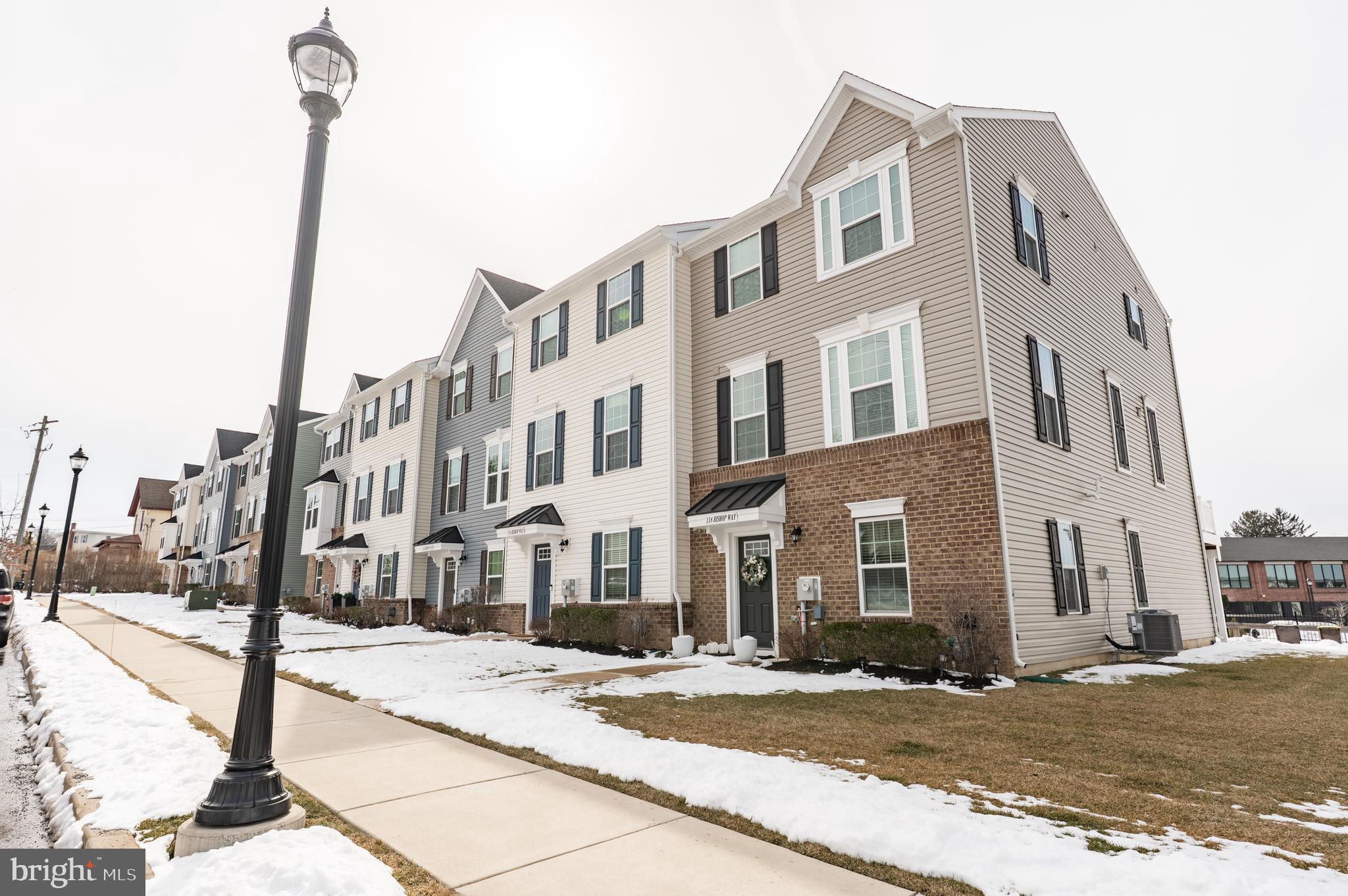 DUBLIN CROSSING - Residential