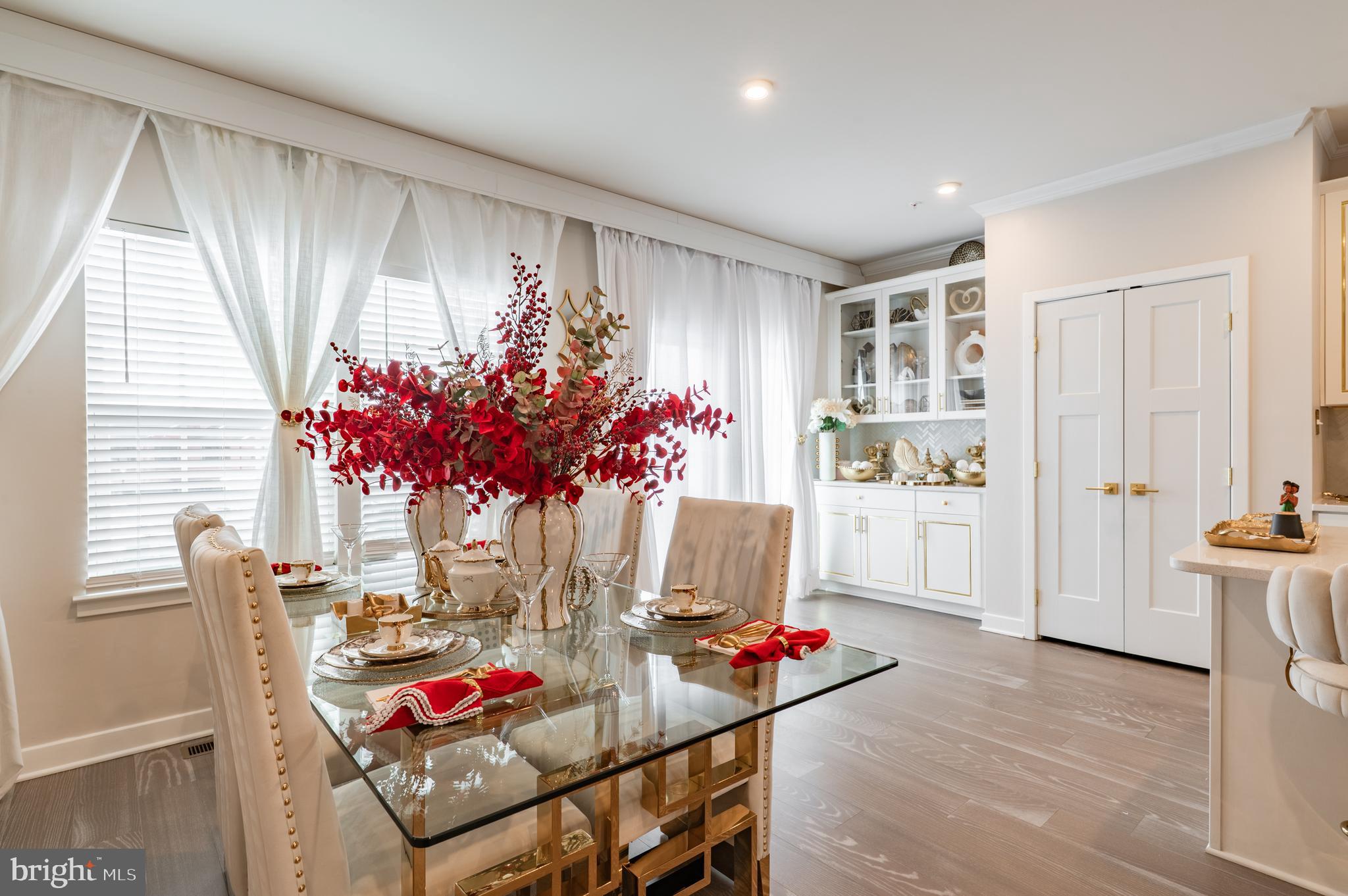 DUBLIN CROSSING - Residential