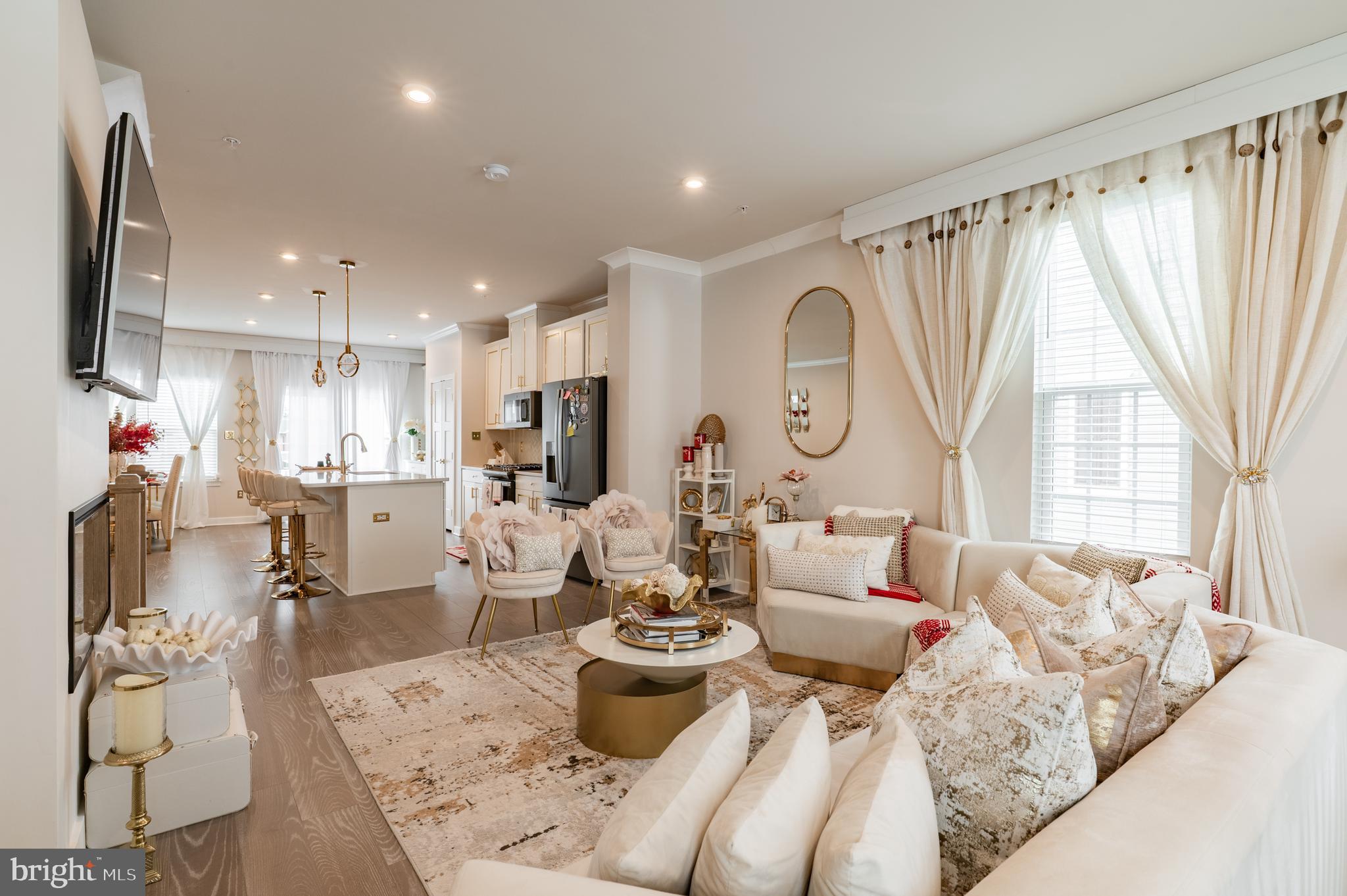 DUBLIN CROSSING - Residential