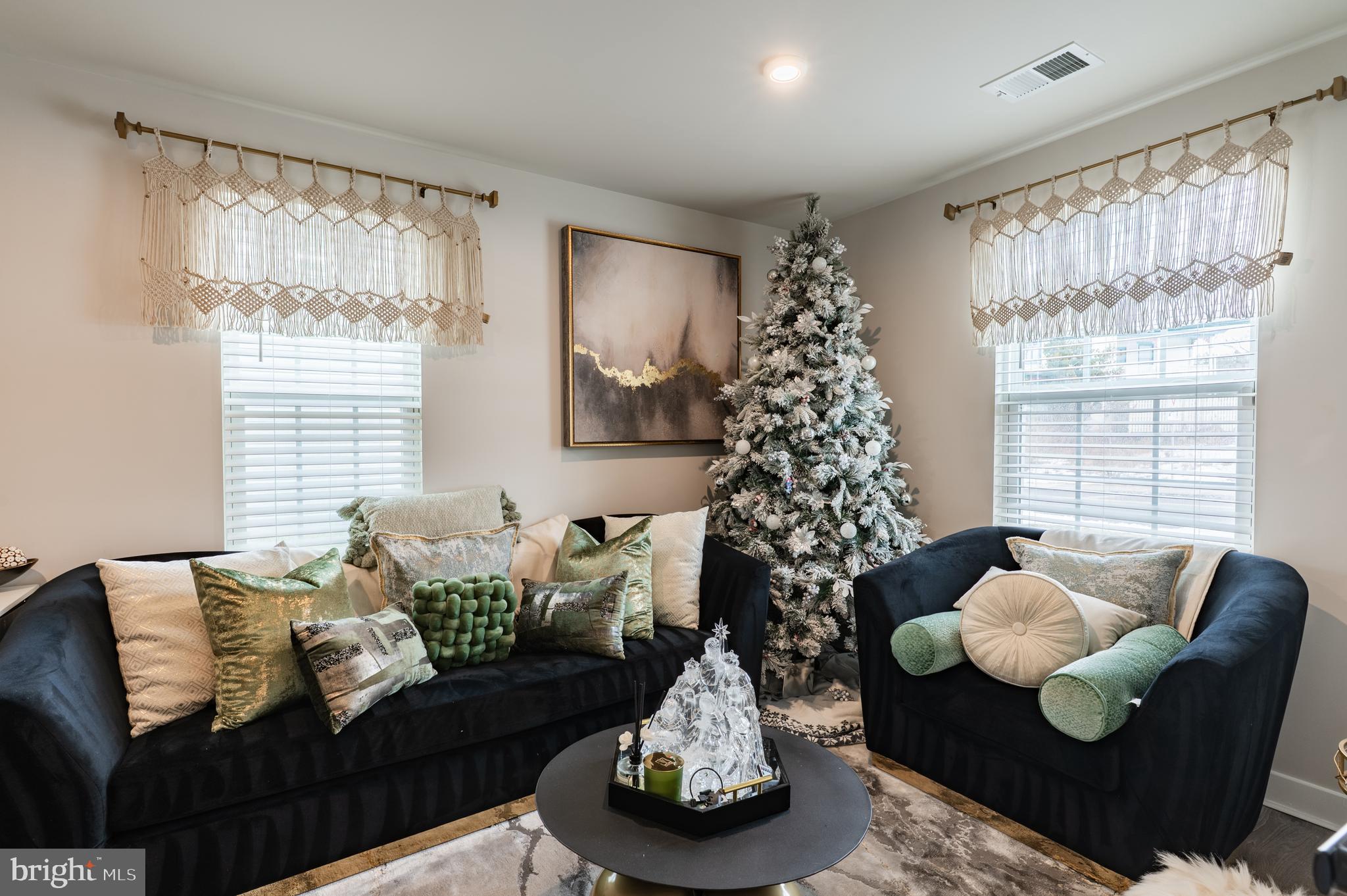 DUBLIN CROSSING - Residential