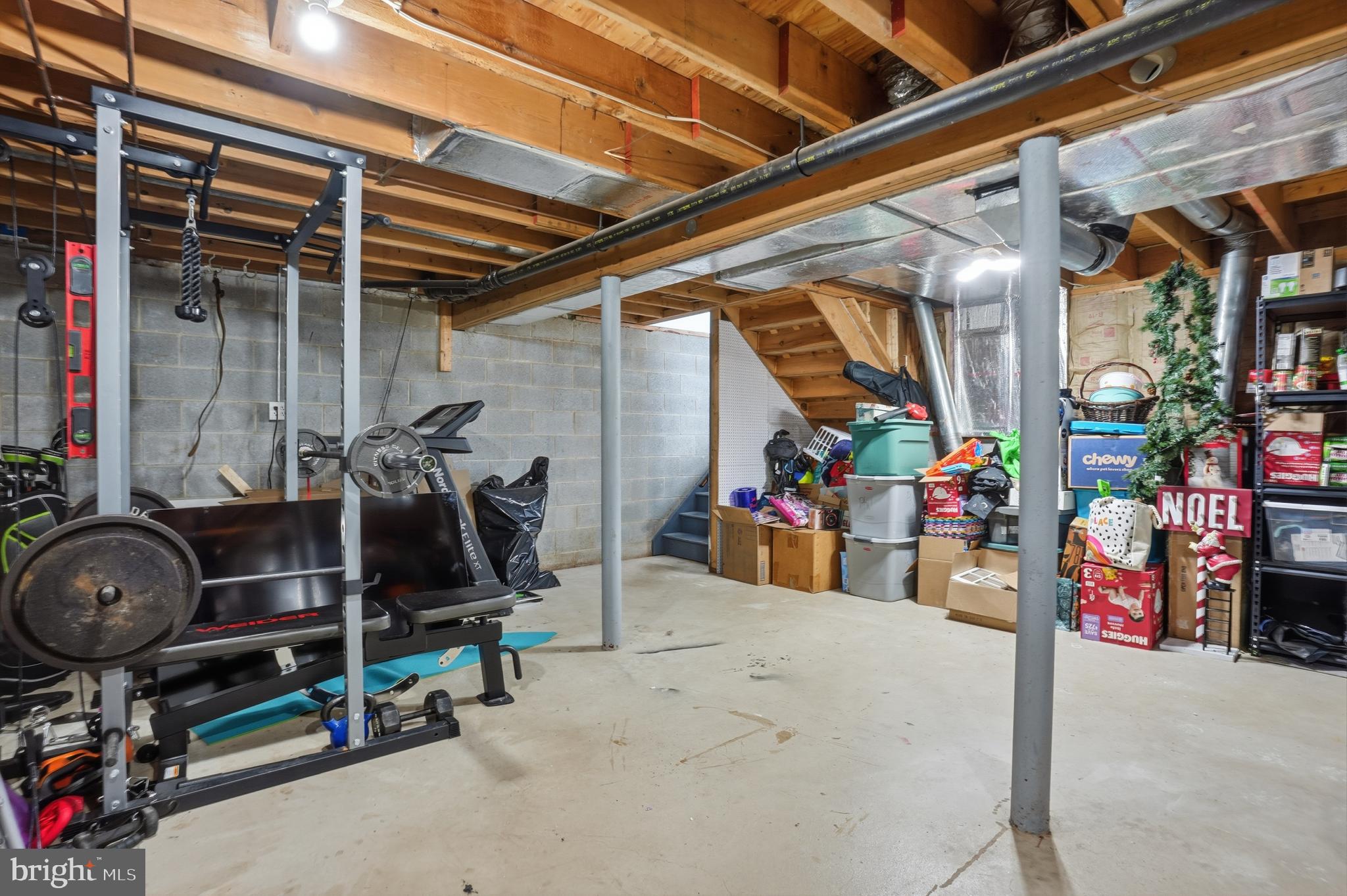 THE HIGHLANDS - Residential