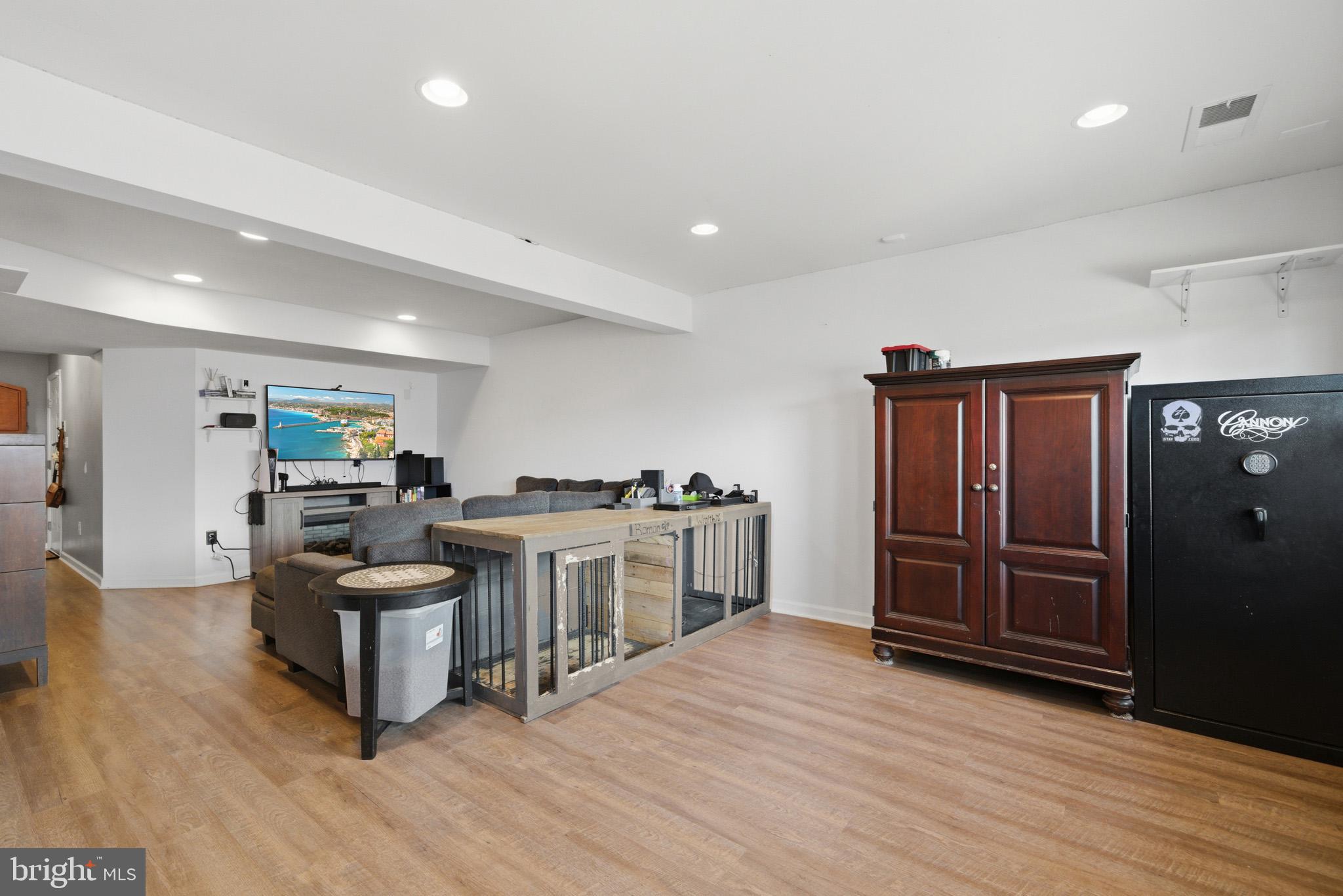 WINDMILL CROSSING - Residential