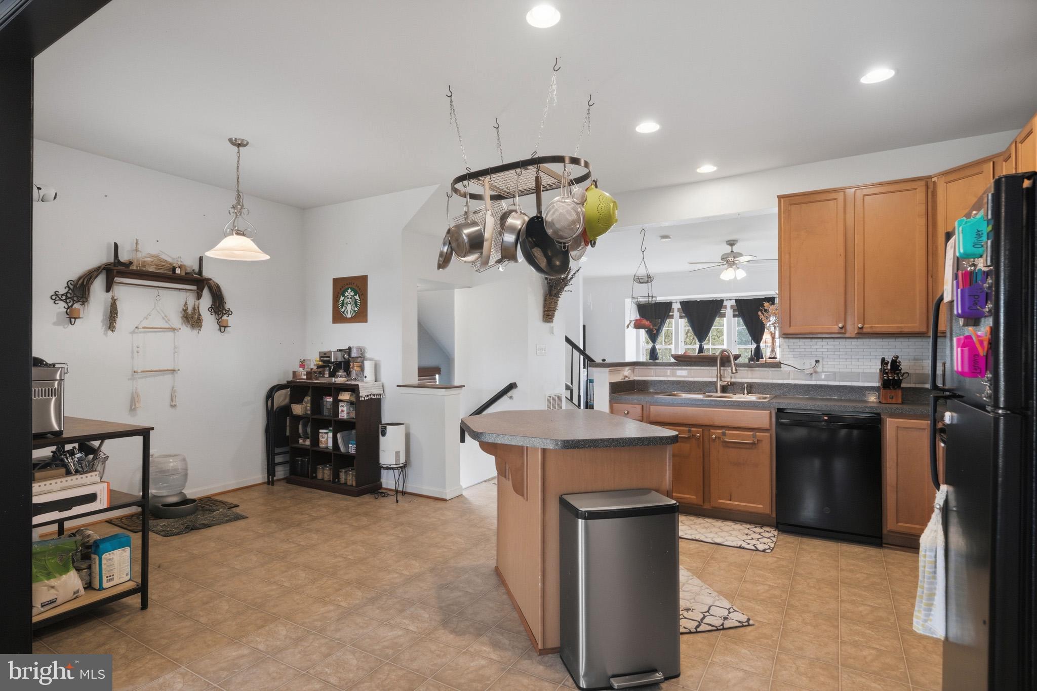 WINDMILL CROSSING - Residential