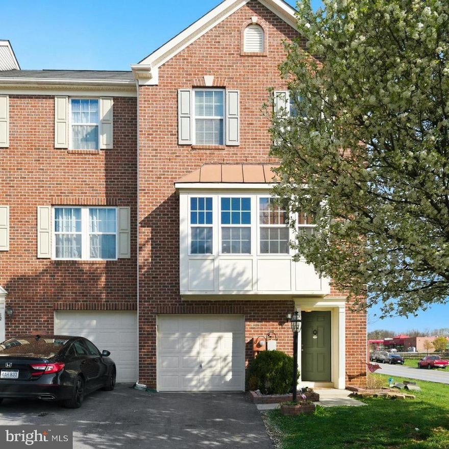 BACK ON MARKET DUE TO BUYER FINANCING!
Spacious end-unit townhouse offering nearly 3,000 square feet of living space! This 3-bedroom home combines size, updates, and functionality in a highly desirable layout.

The main level features a bonus room off the kitchen—perfect for a home office, playroom, or additional living space—along with access to a fully fenced backyard ideal for entertaining or relaxing. Upstairs, the oversized owner’s suite provides a comfortable retreat with ample space.

Major updates include a new roof (2021), new hot water heater (2025), new washer and dryer (2022), new dishwasher (2024), and new flooring (2022), plus fresh paint throughout—making this home truly move-in ready.

A rare opportunity for a large, updated end-unit with outdoor space—don’t miss it!