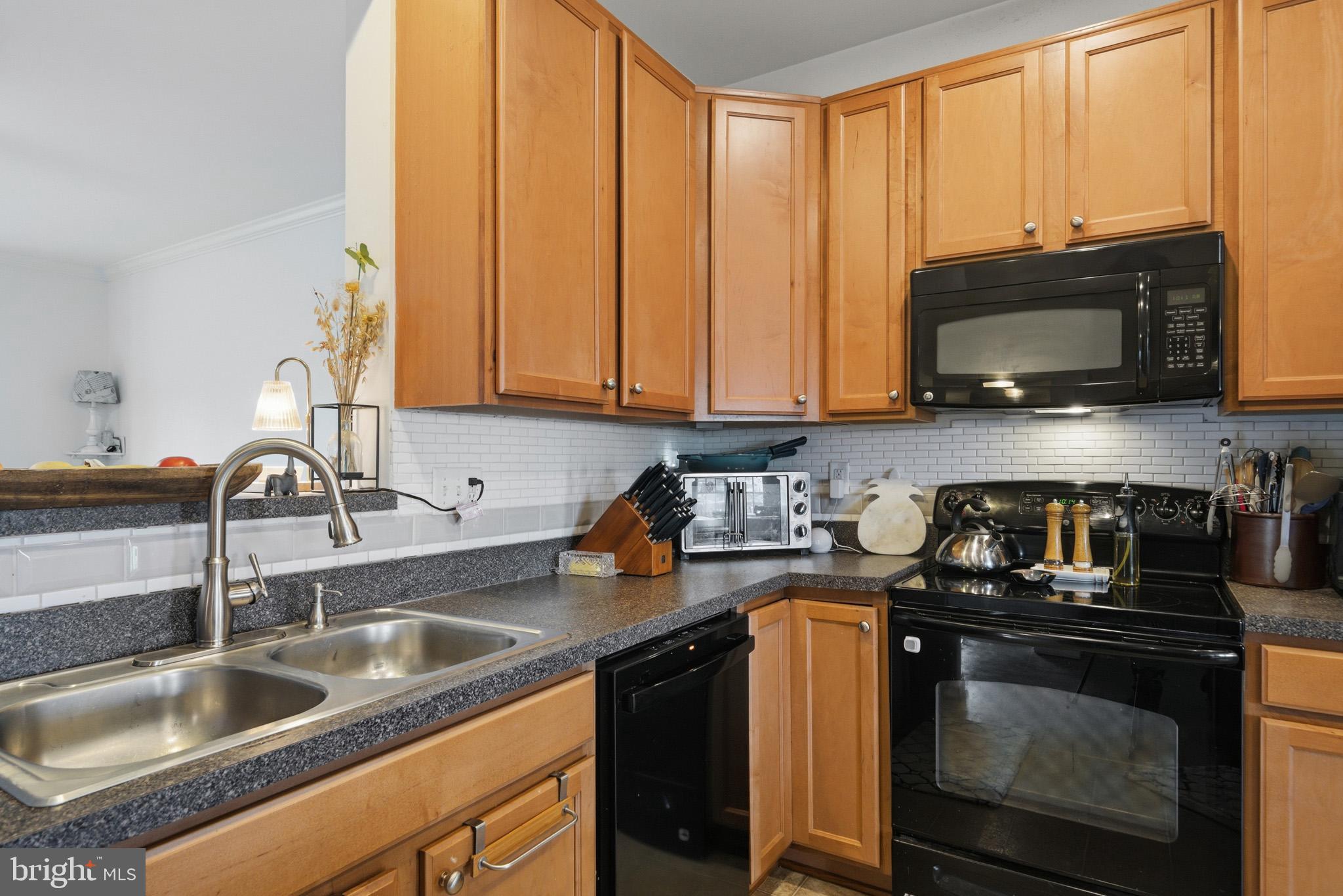 WINDMILL CROSSING - Residential