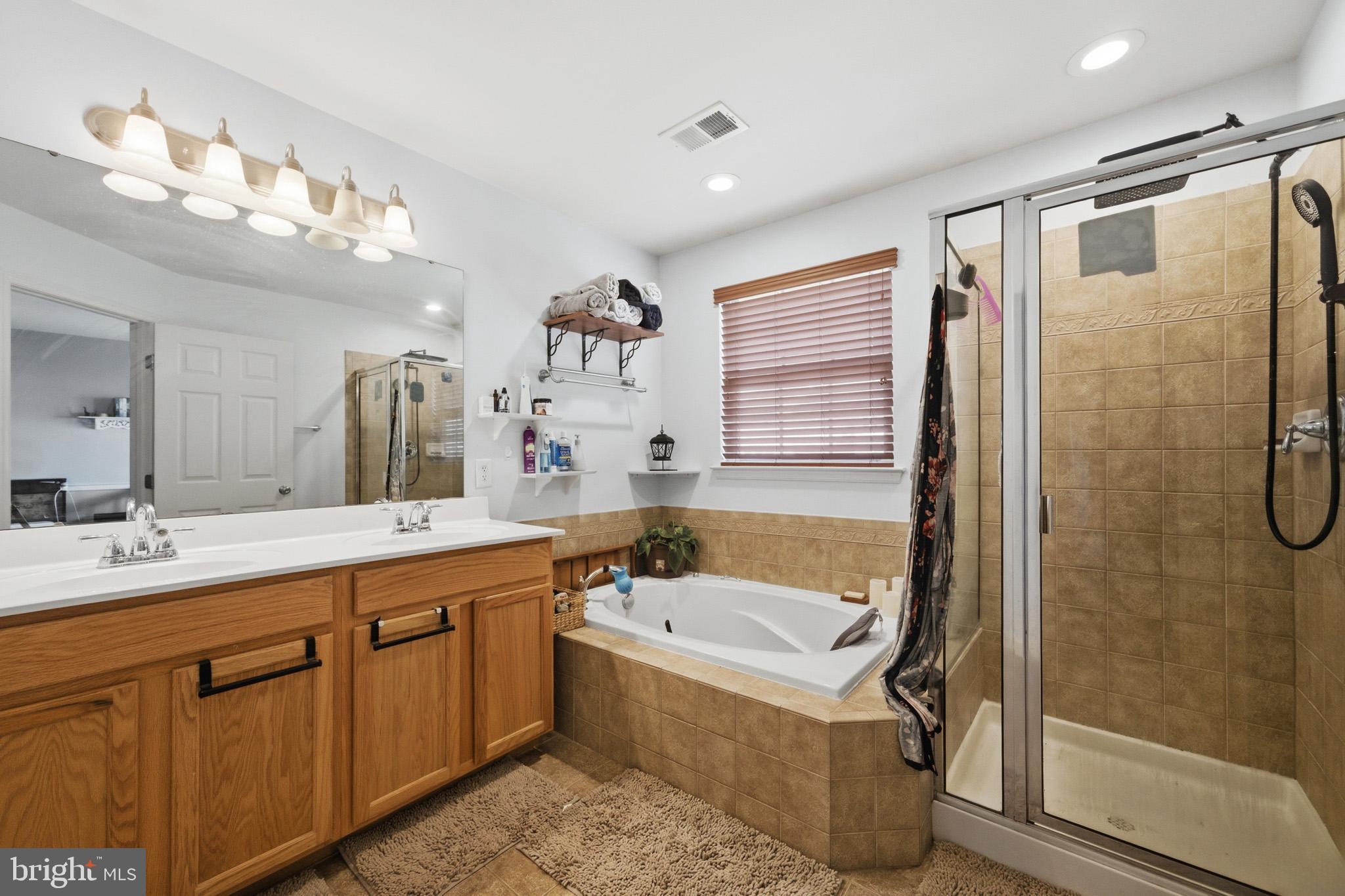 WINDMILL CROSSING - Residential