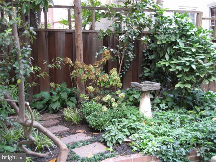 RITTENHOUSE SQUARE - Residential