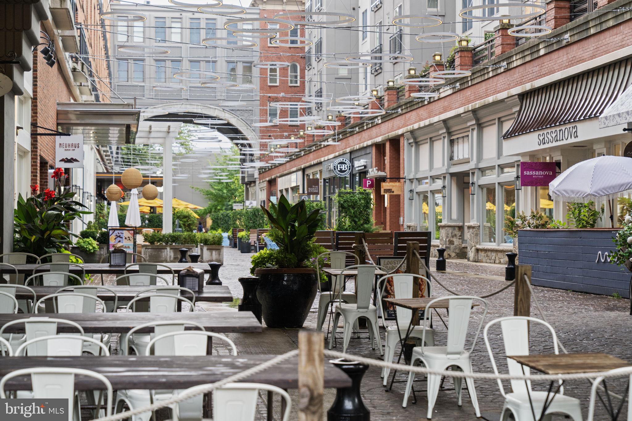 CRESCENT PLAZA - Residential