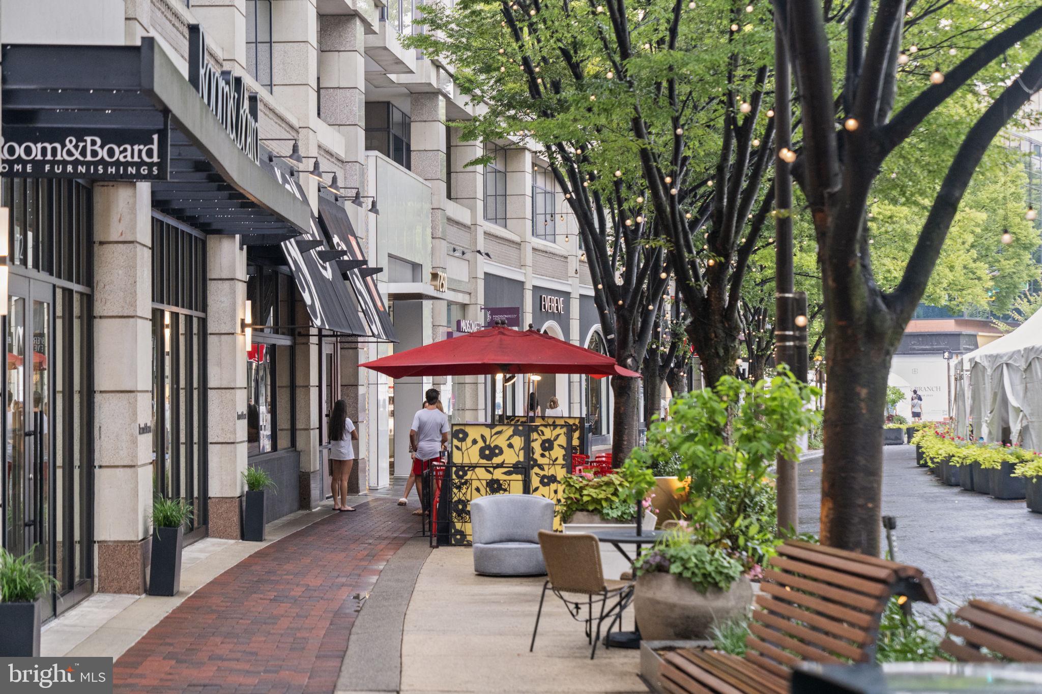 CRESCENT PLAZA - Residential