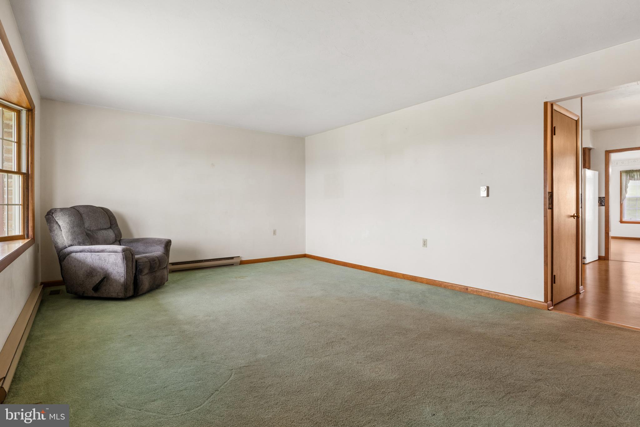 186 SKYLITE DRIVE