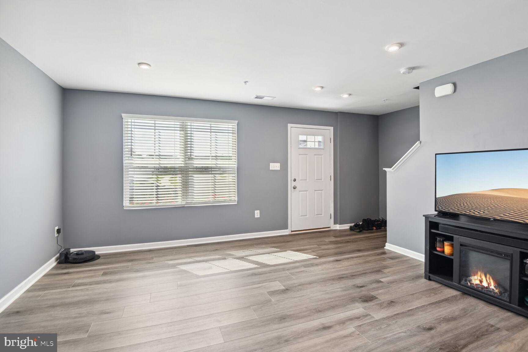 HERON POINT - Residential