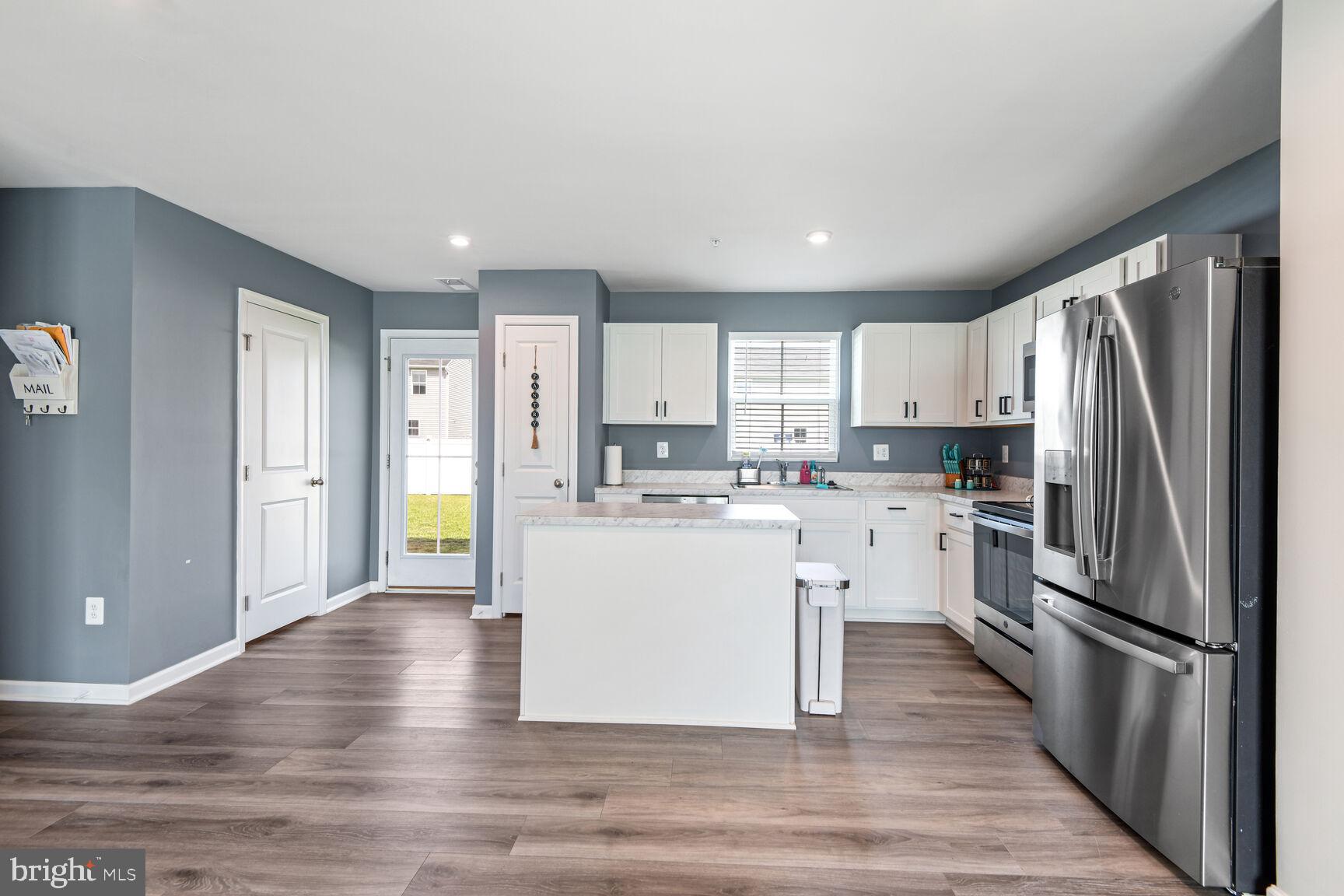 HERON POINT - Residential