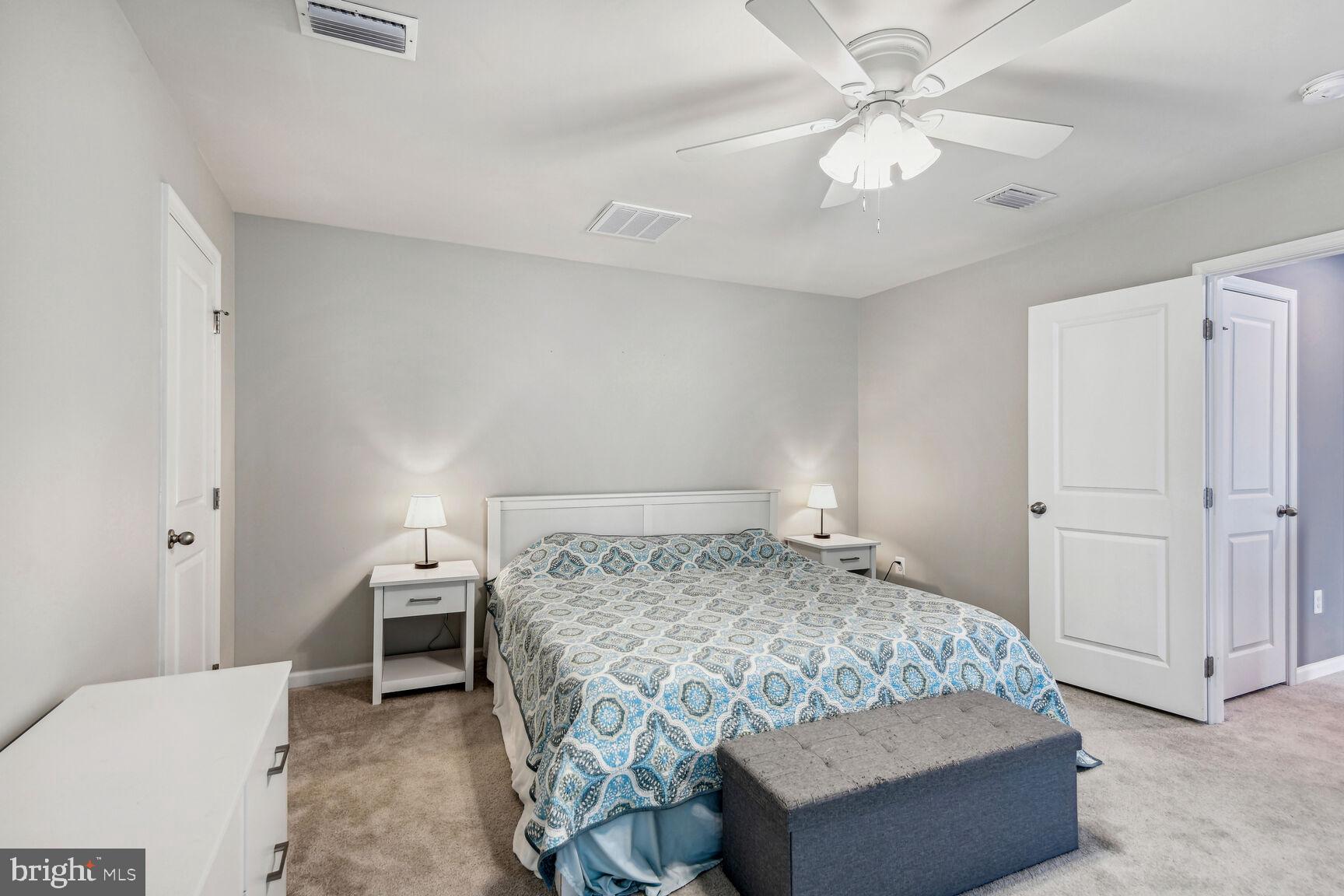 HERON POINT - Residential