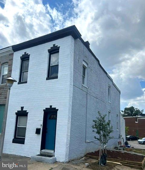 Townhouse For Sale - 2938 Miles Avenue<br/> Baltimore City County, BALTIMORE, MD 21211