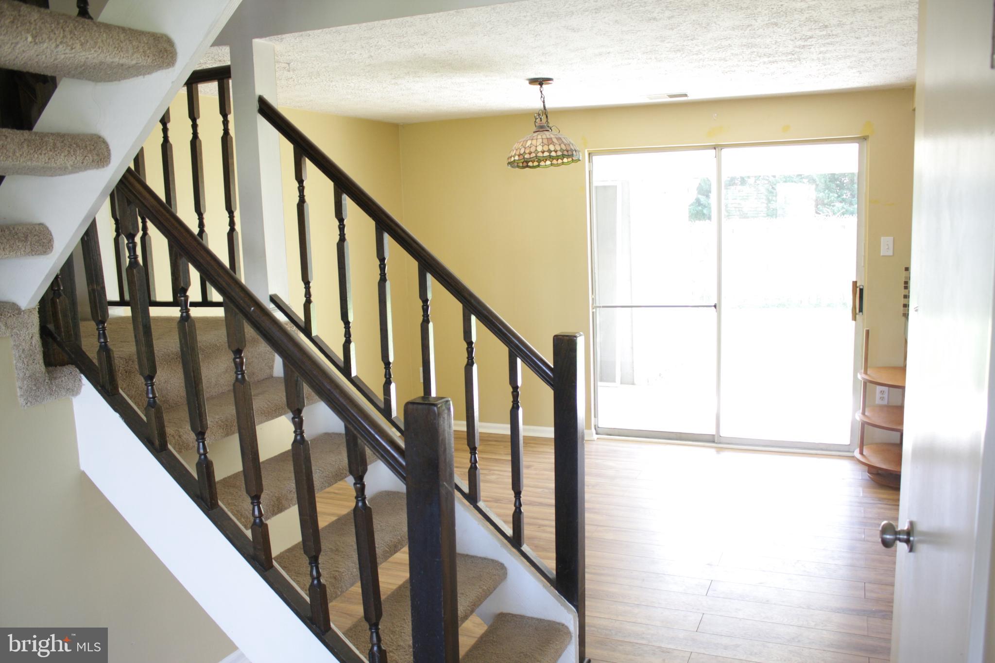 HILLCREST ORCHARDS - Residential