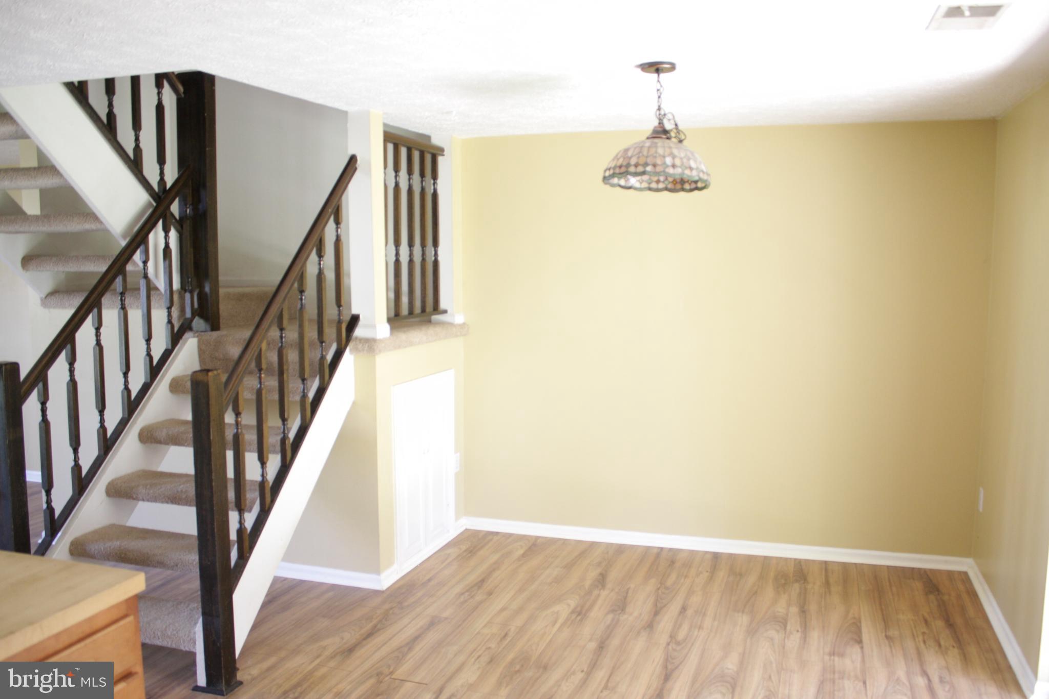 HILLCREST ORCHARDS - Residential