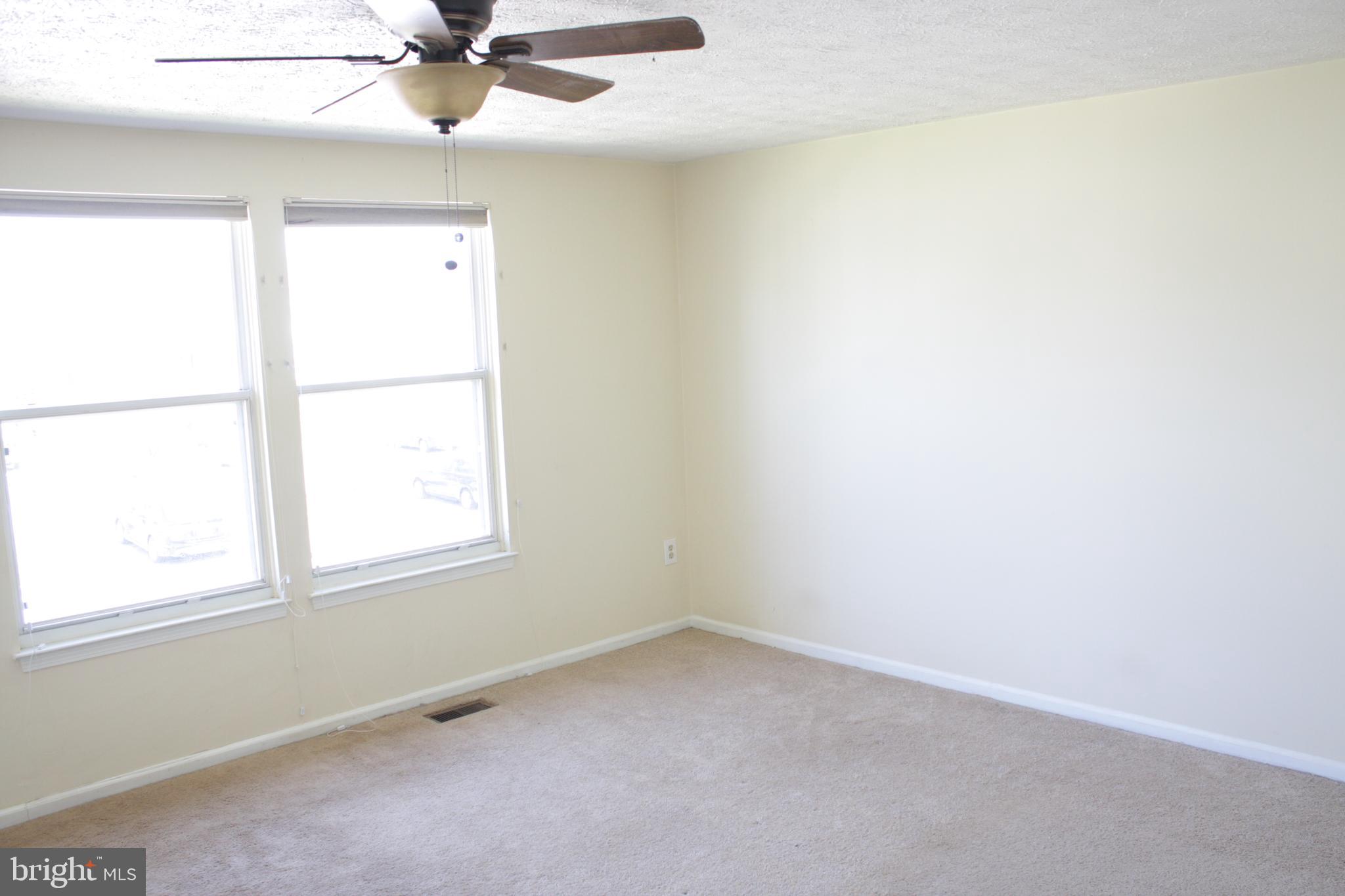 HILLCREST ORCHARDS - Residential