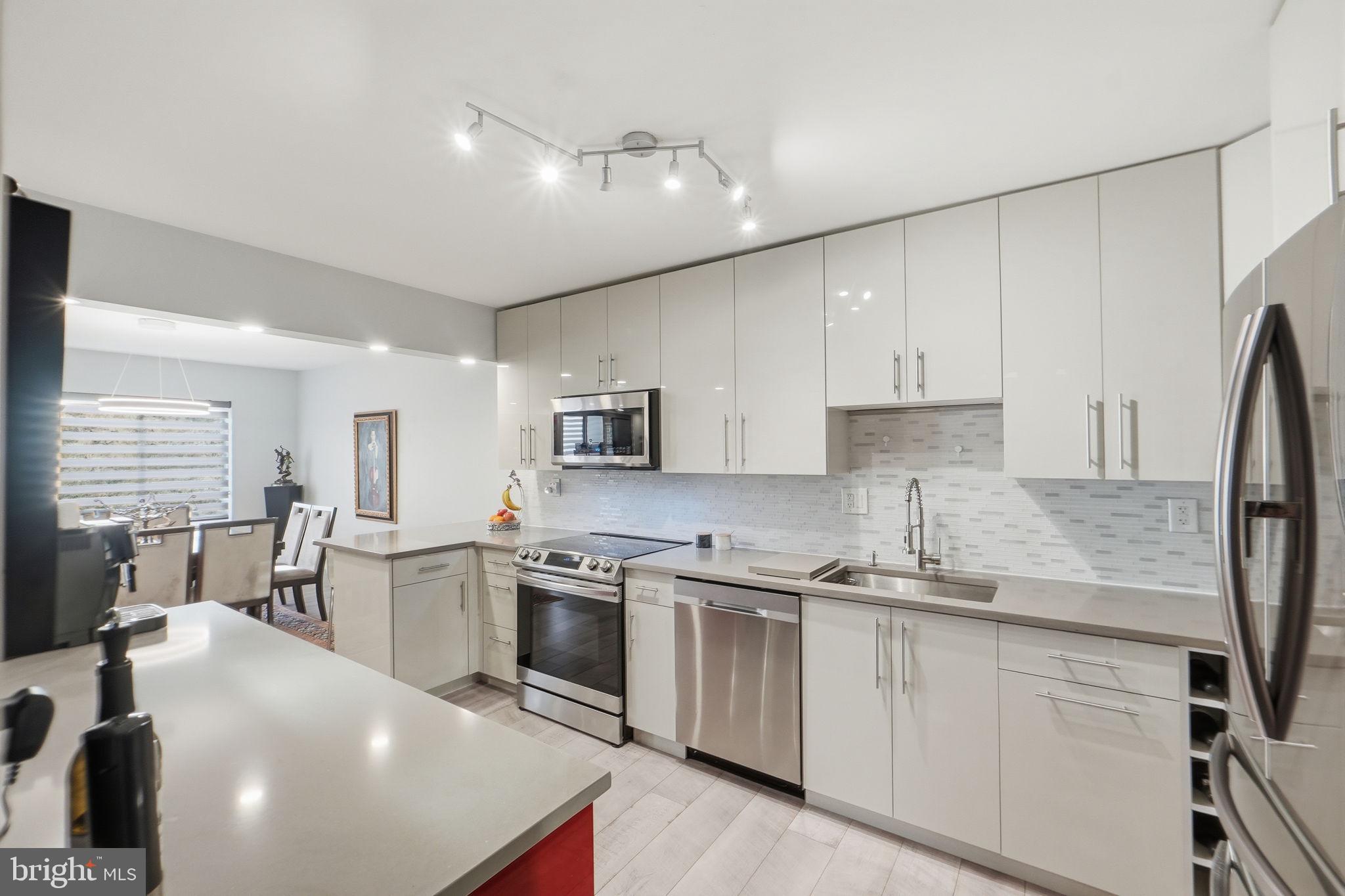 ROTONDA - Residential