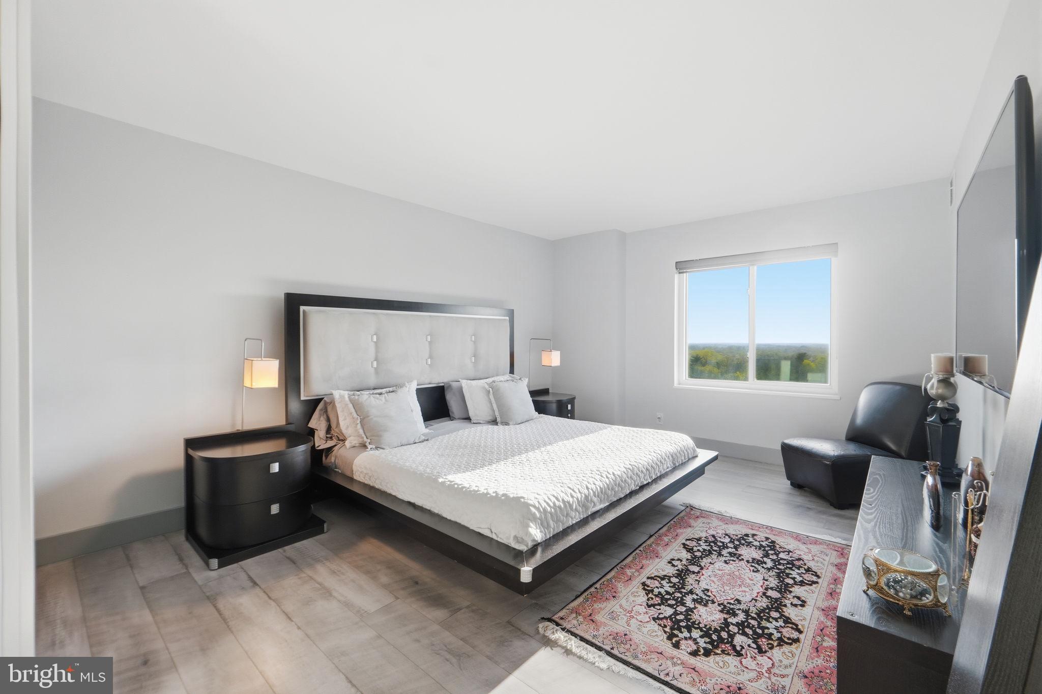 ROTONDA - Residential