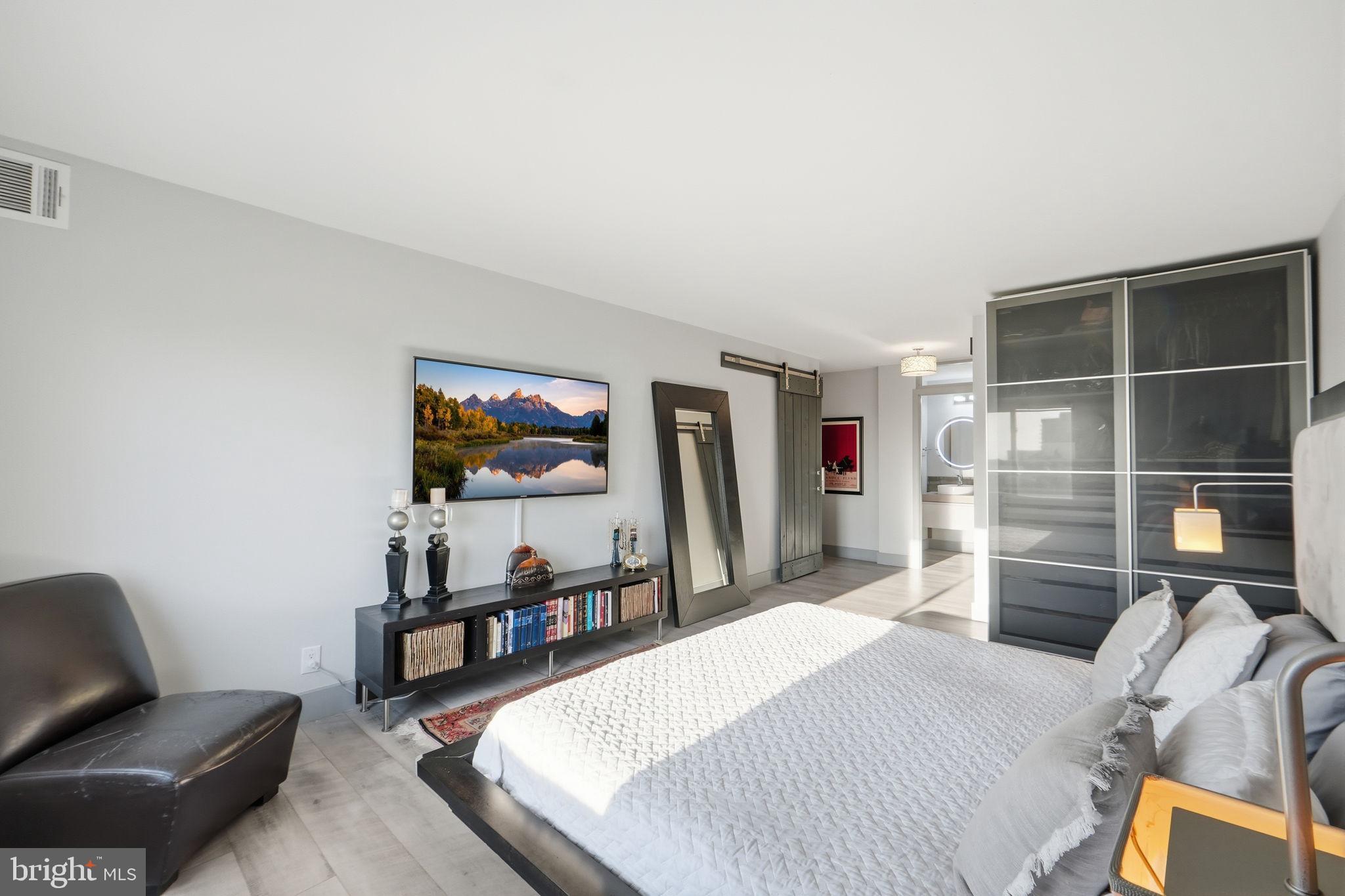 ROTONDA - Residential