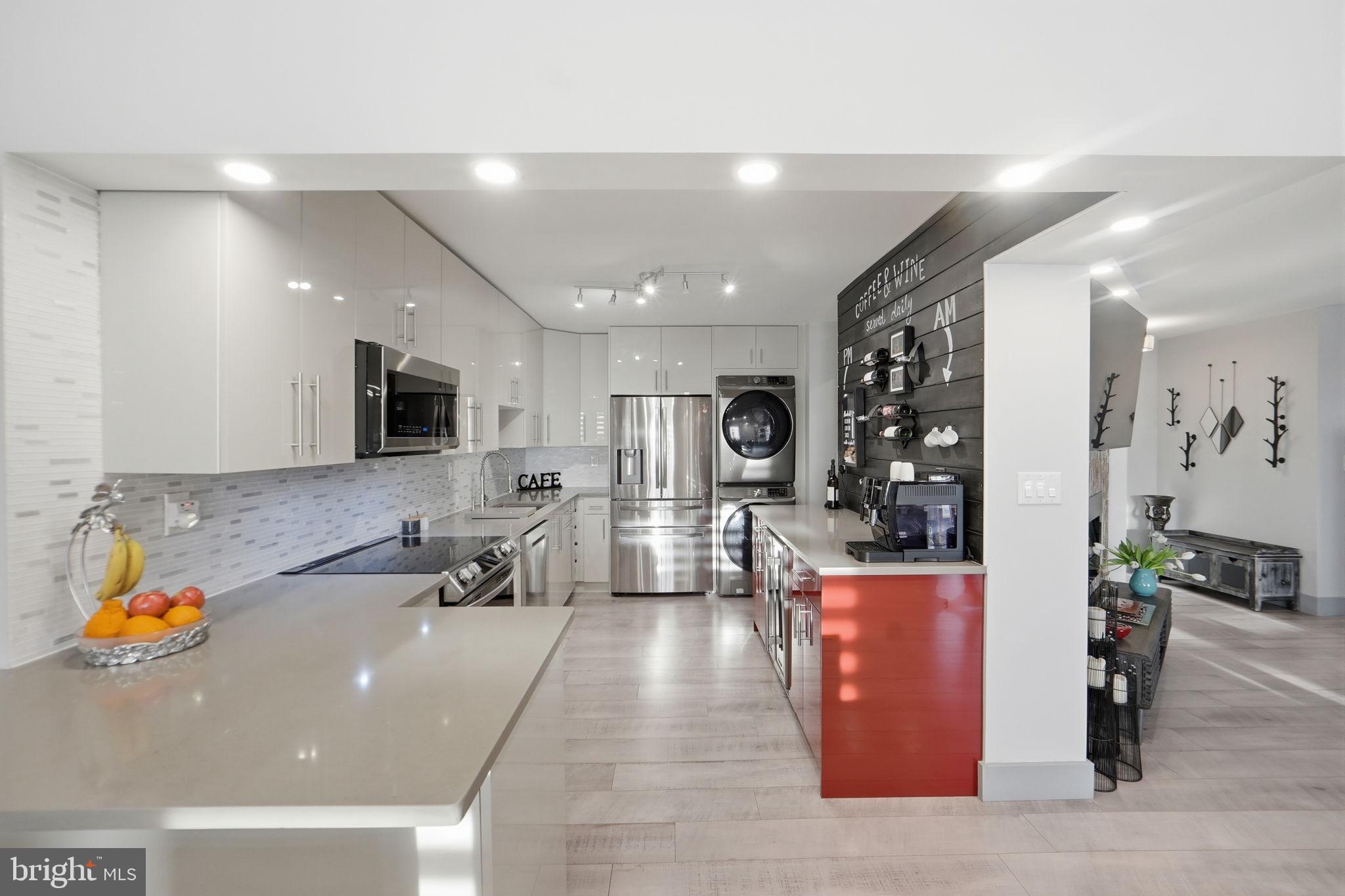 ROTONDA - Residential