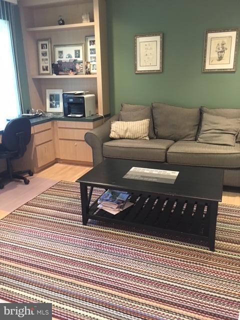 GREENE TREE - Residential