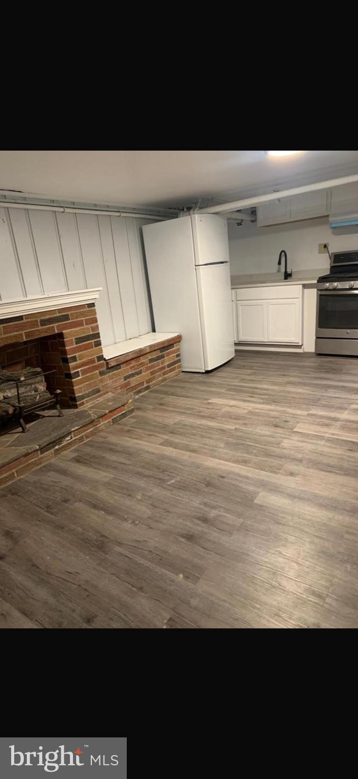 2906 GRINDON AVENUE BASEMENT