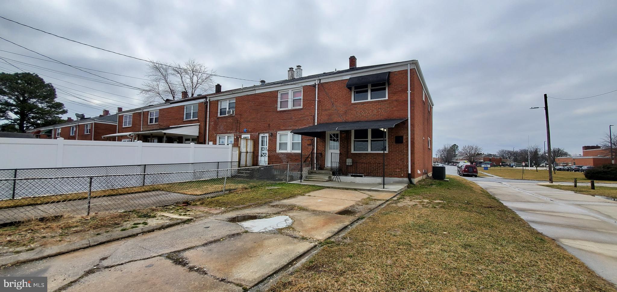 NORTH POINT VILLAGE - Residential Lease