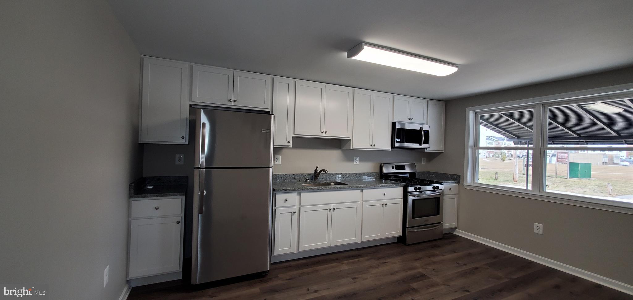 NORTH POINT VILLAGE - Residential Lease