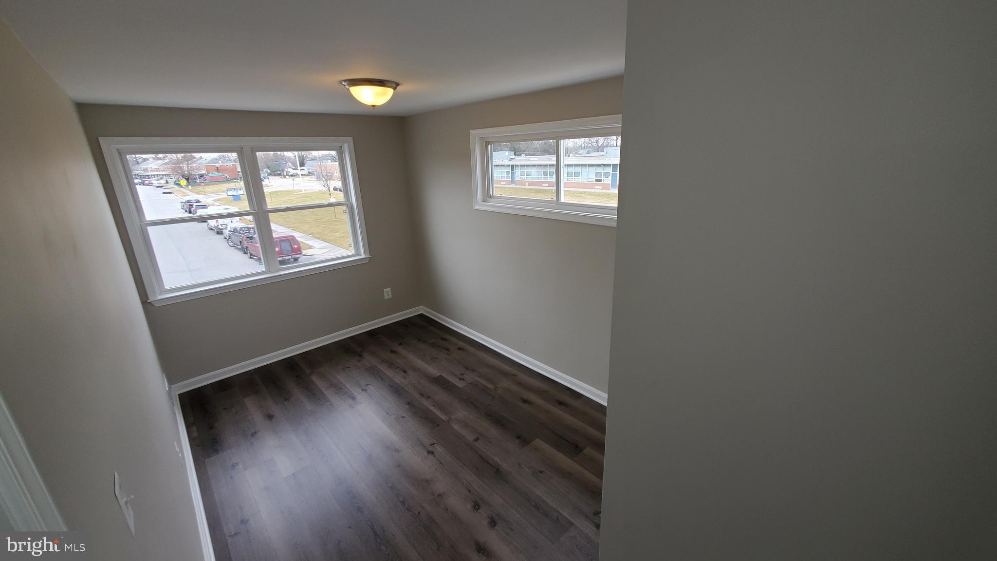 NORTH POINT VILLAGE - Residential Lease