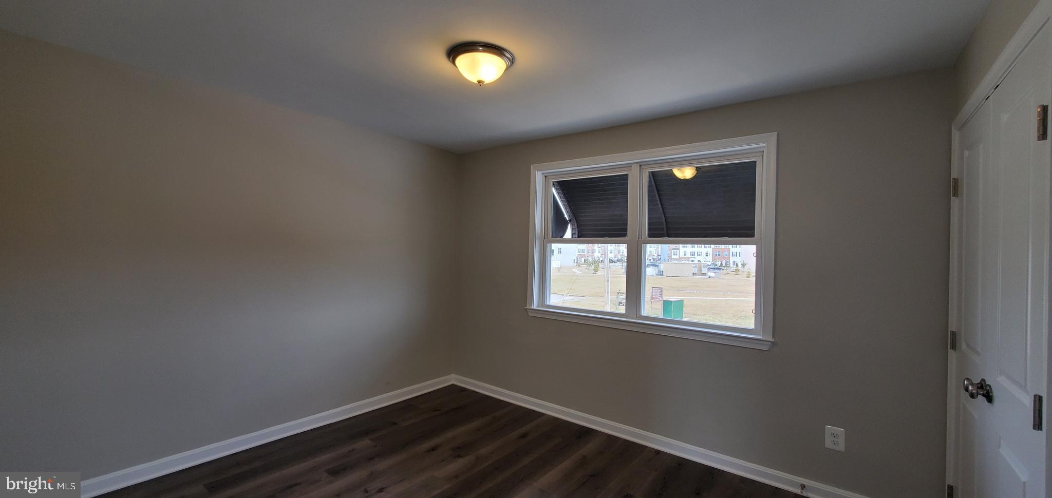 NORTH POINT VILLAGE - Residential Lease