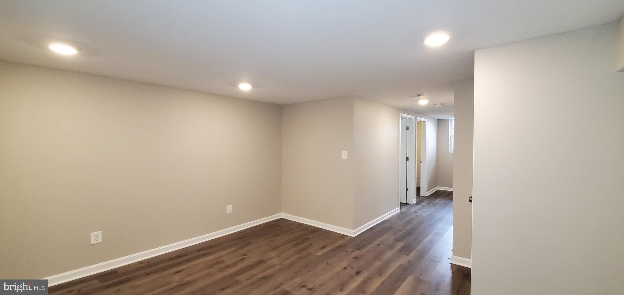NORTH POINT VILLAGE - Residential Lease