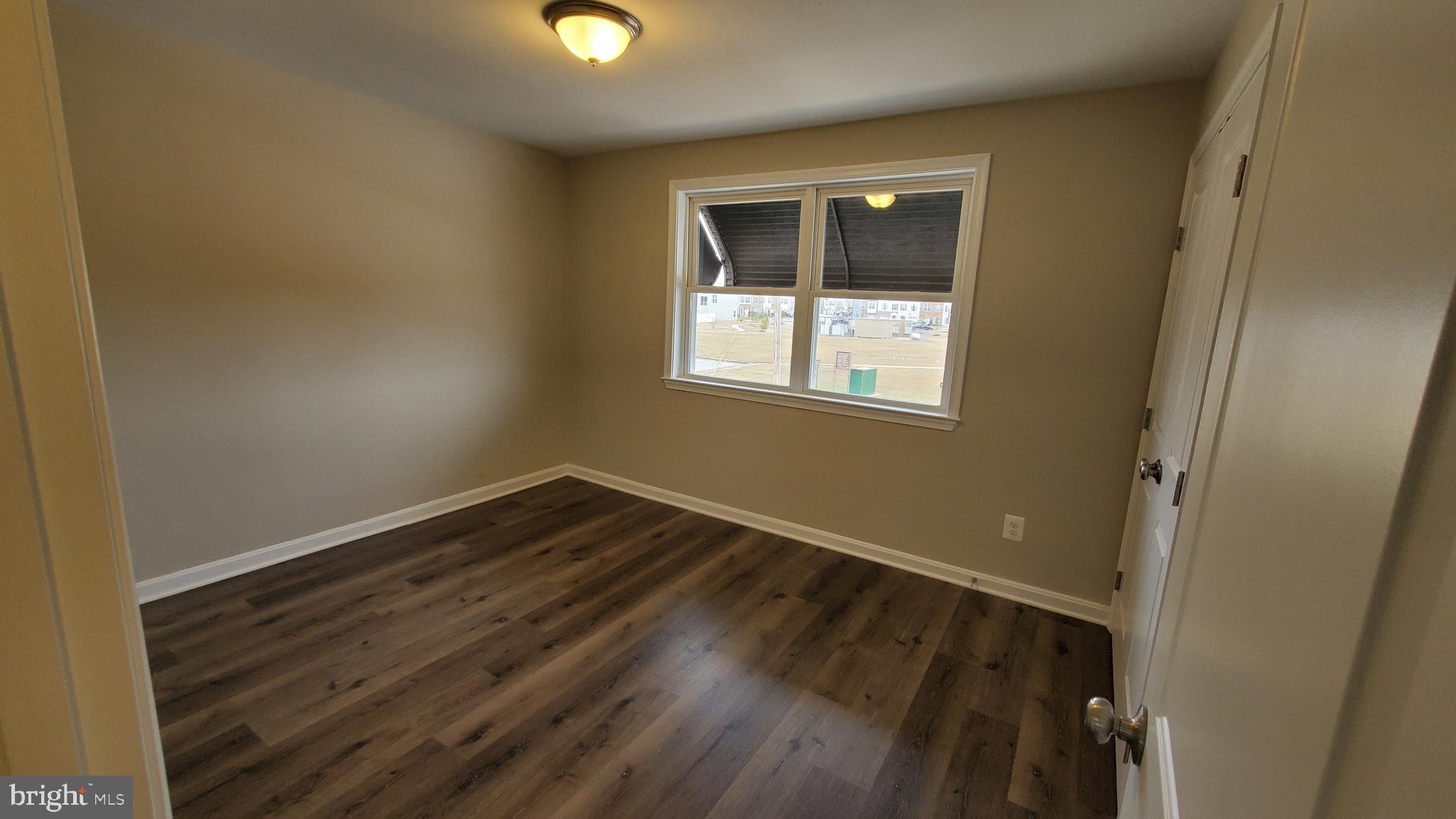 NORTH POINT VILLAGE - Residential Lease