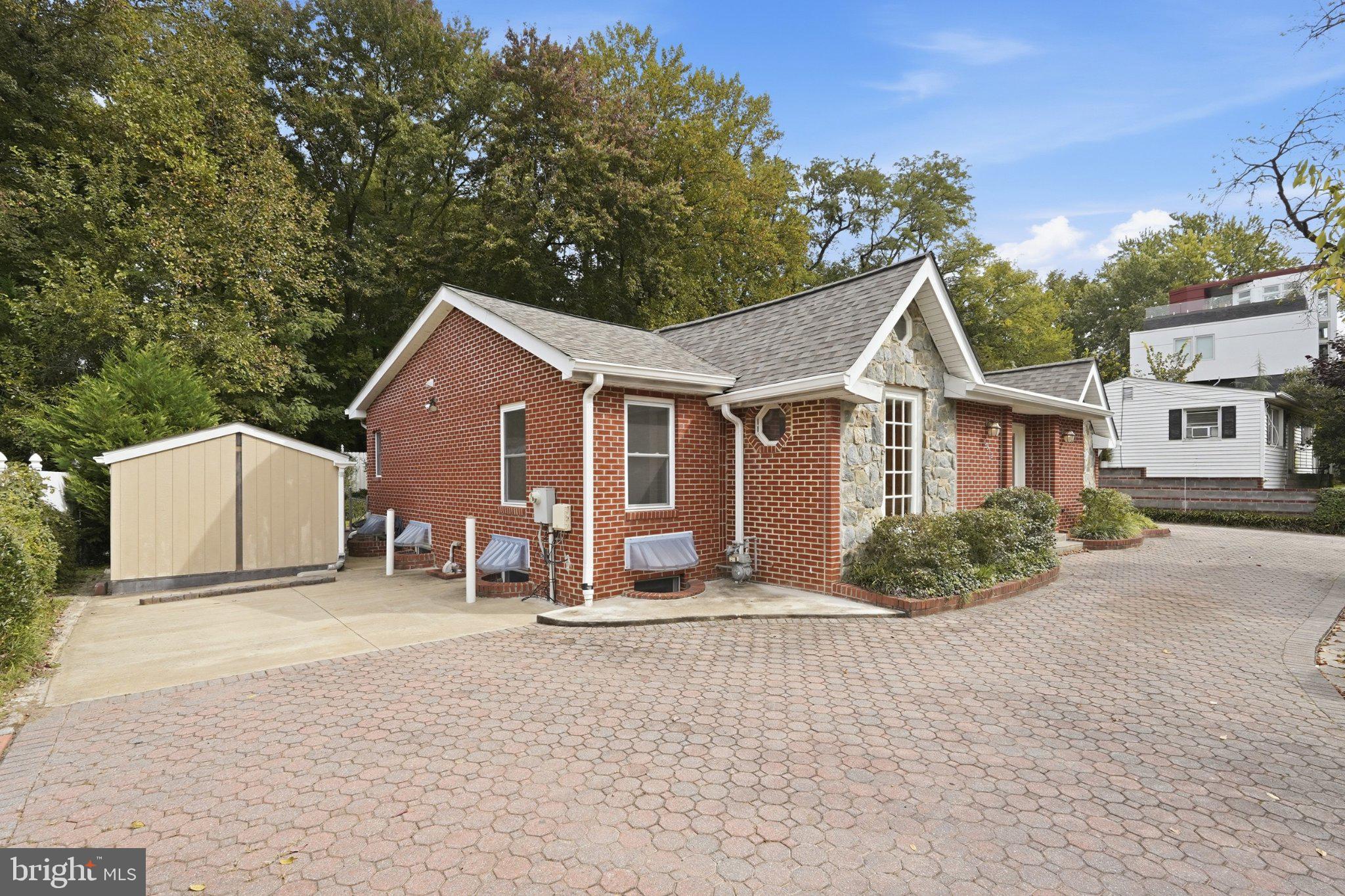 6312 OLD DOMINION DRIVE