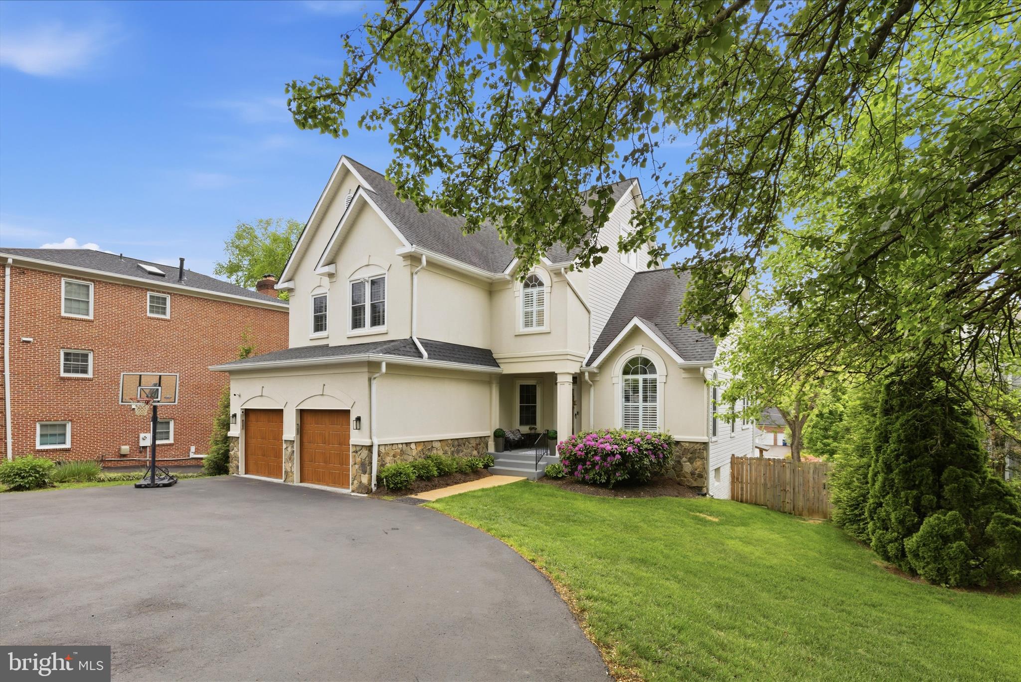 BEVERLY MANOR - Residential