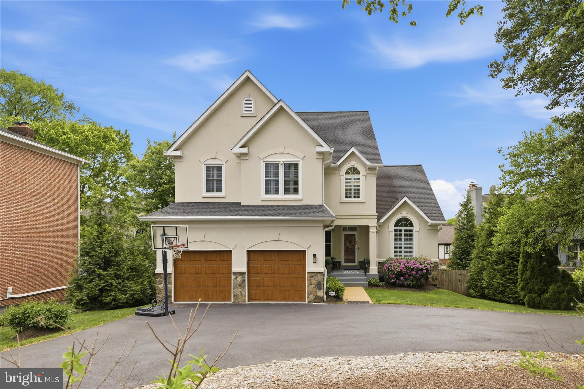 BEVERLY MANOR - Residential