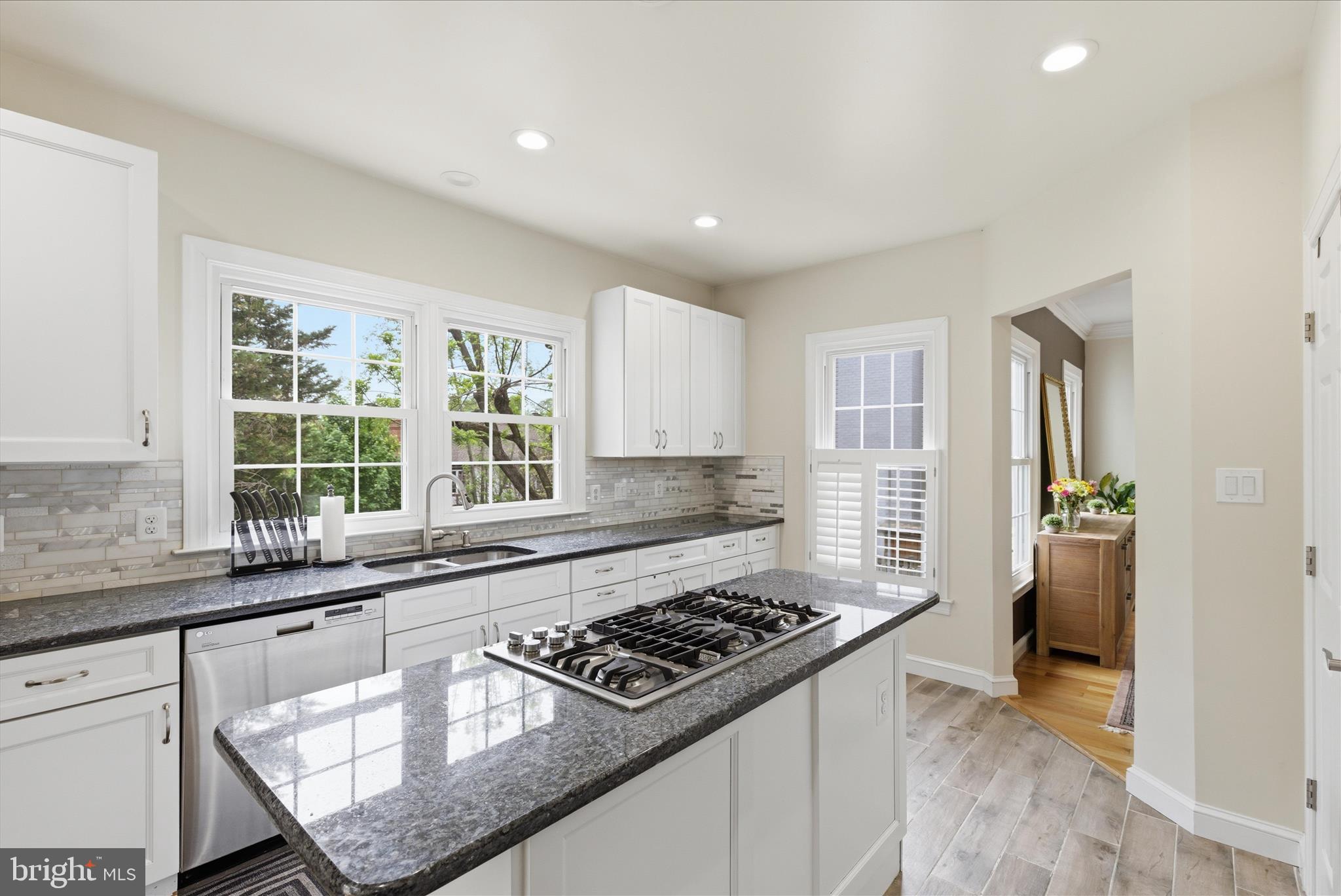 BEVERLY MANOR - Residential